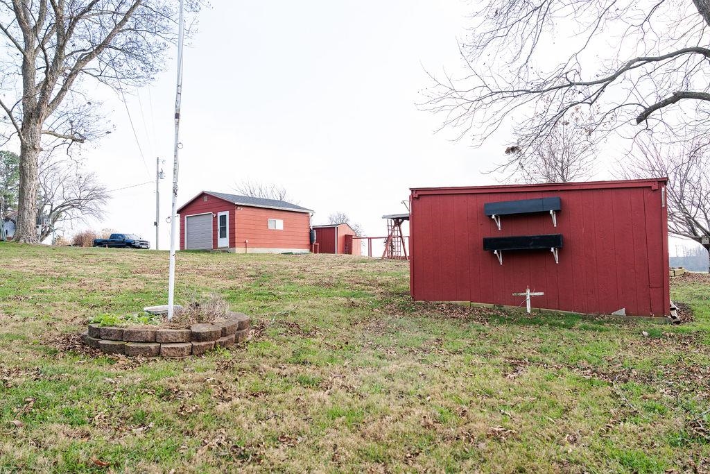 8218 State Route 351 E, Henderson, Kentucky 42420, 3 Bedrooms Bedrooms, ,1 BathroomBathrooms,Single Family Residence,For Sale,State Route 351 E,93716