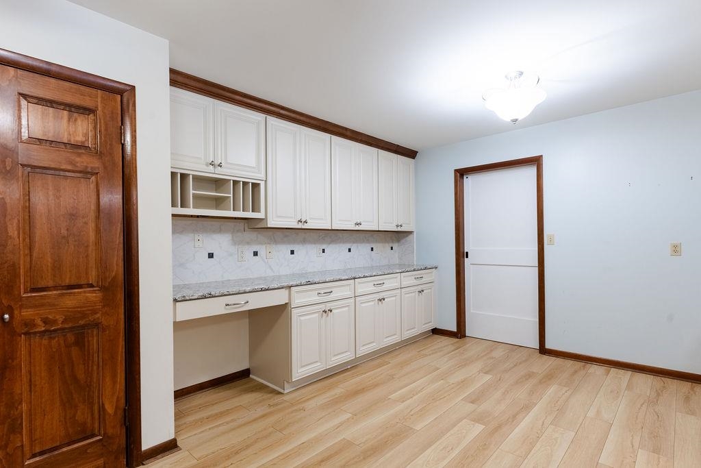 8218 State Route 351 E, Henderson, Kentucky 42420, 3 Bedrooms Bedrooms, ,1 BathroomBathrooms,Single Family Residence,For Sale,State Route 351 E,93716