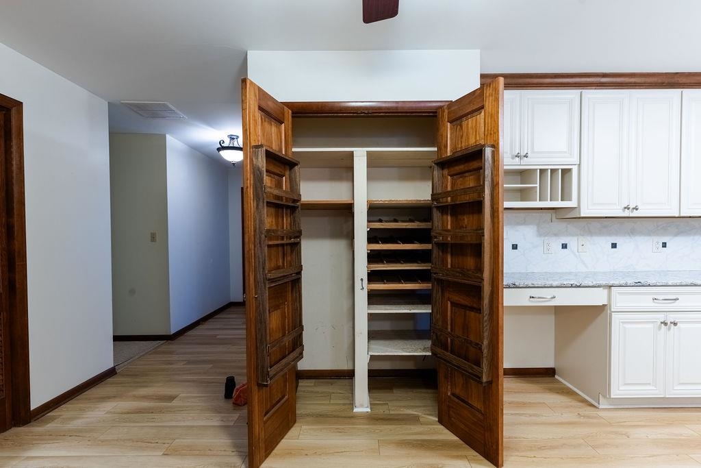 8218 State Route 351 E, Henderson, Kentucky 42420, 3 Bedrooms Bedrooms, ,1 BathroomBathrooms,Single Family Residence,For Sale,State Route 351 E,93716