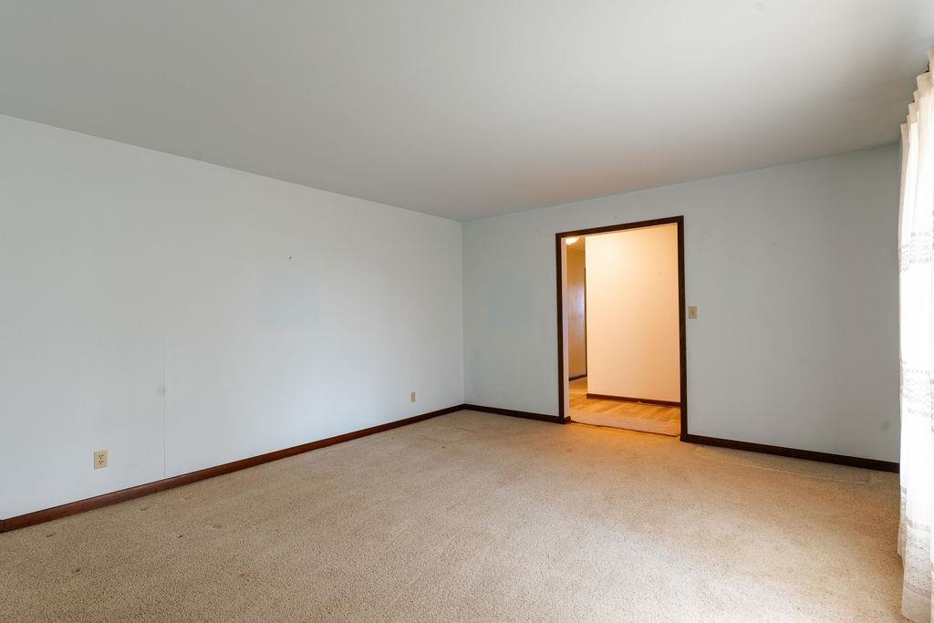 8218 State Route 351 E, Henderson, Kentucky 42420, 3 Bedrooms Bedrooms, ,1 BathroomBathrooms,Single Family Residence,For Sale,State Route 351 E,93716