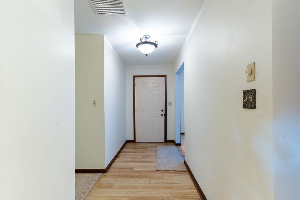 8218 State Route 351 E, Henderson, Kentucky 42420, 3 Bedrooms Bedrooms, ,1 BathroomBathrooms,Single Family Residence,For Sale,State Route 351 E,93716