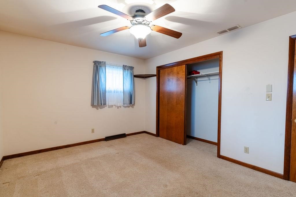 8218 State Route 351 E, Henderson, Kentucky 42420, 3 Bedrooms Bedrooms, ,1 BathroomBathrooms,Single Family Residence,For Sale,State Route 351 E,93716