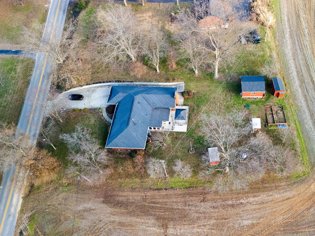 8218 State Route 351 E, Henderson, Kentucky 42420, 3 Bedrooms Bedrooms, ,1 BathroomBathrooms,Single Family Residence,For Sale,State Route 351 E,93716