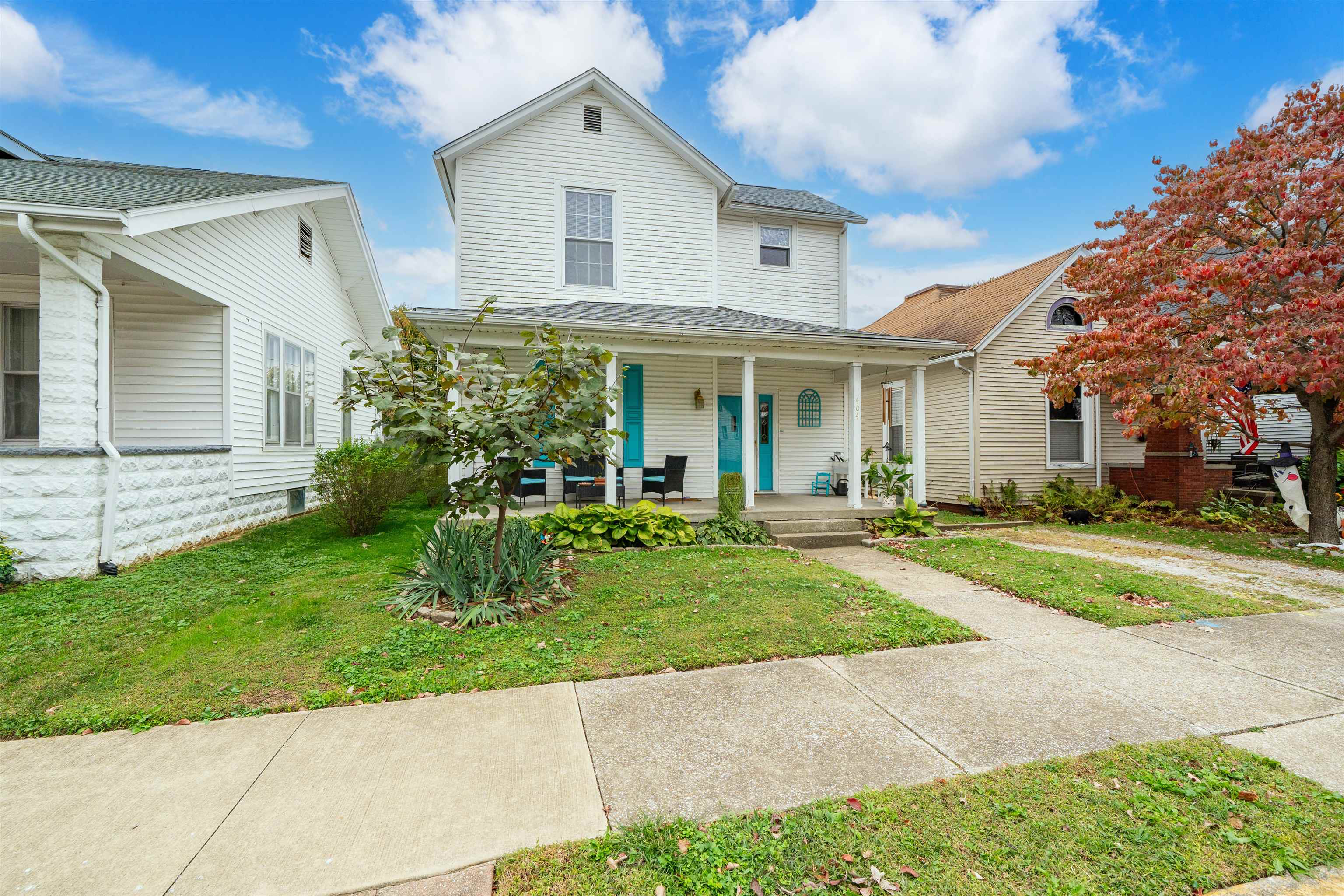 404 8th St, Owensboro, Kentucky 42301, 3 Bedrooms Bedrooms, ,1 BathroomBathrooms,Single Family Residence,For Sale,8th St,93717