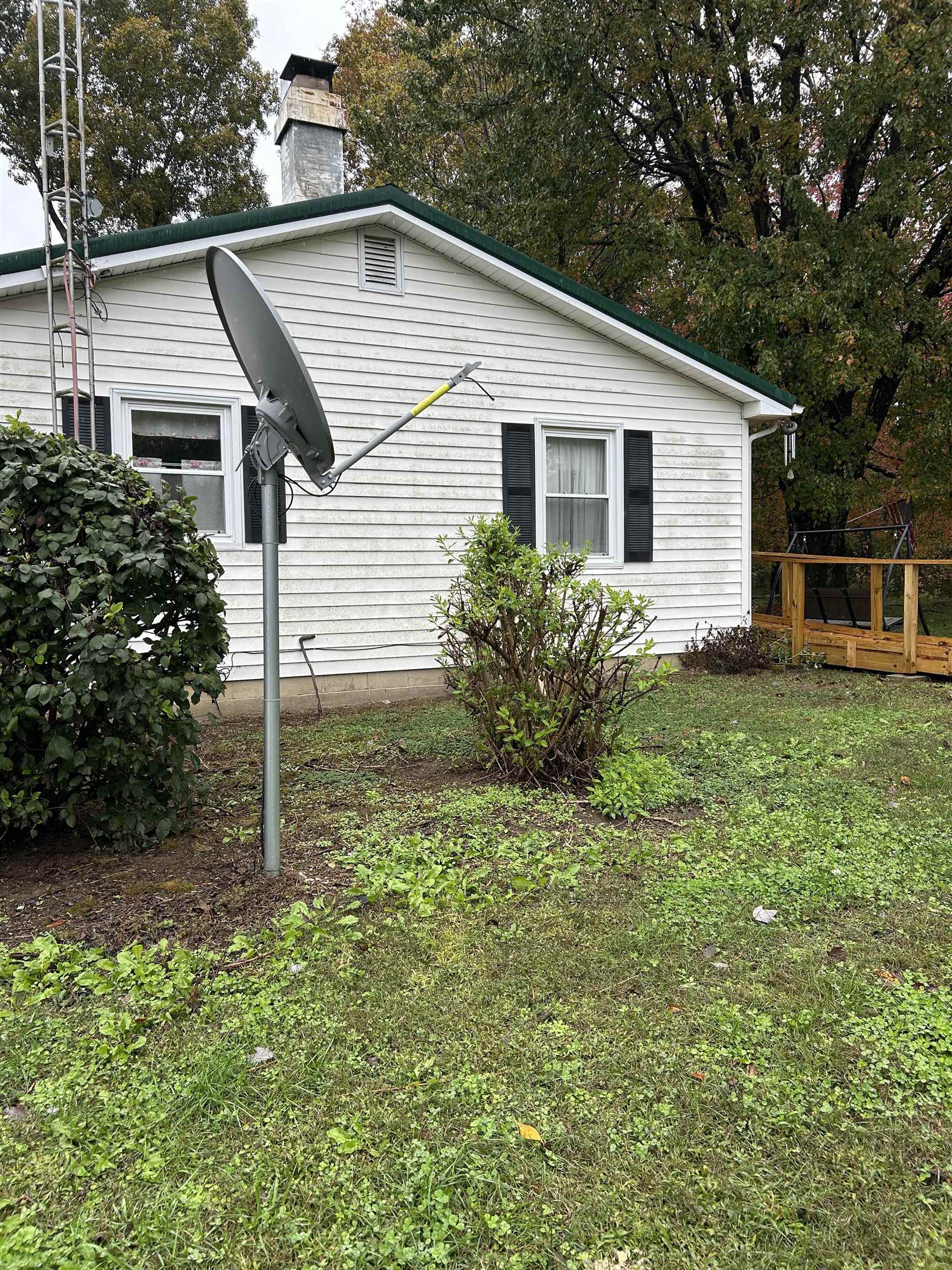 1525 Harmons Ferry Rd, Utica, Kentucky 42376, 3 Bedrooms Bedrooms, ,1 BathroomBathrooms,Single Family Residence,For Sale,Harmons Ferry Rd,93719