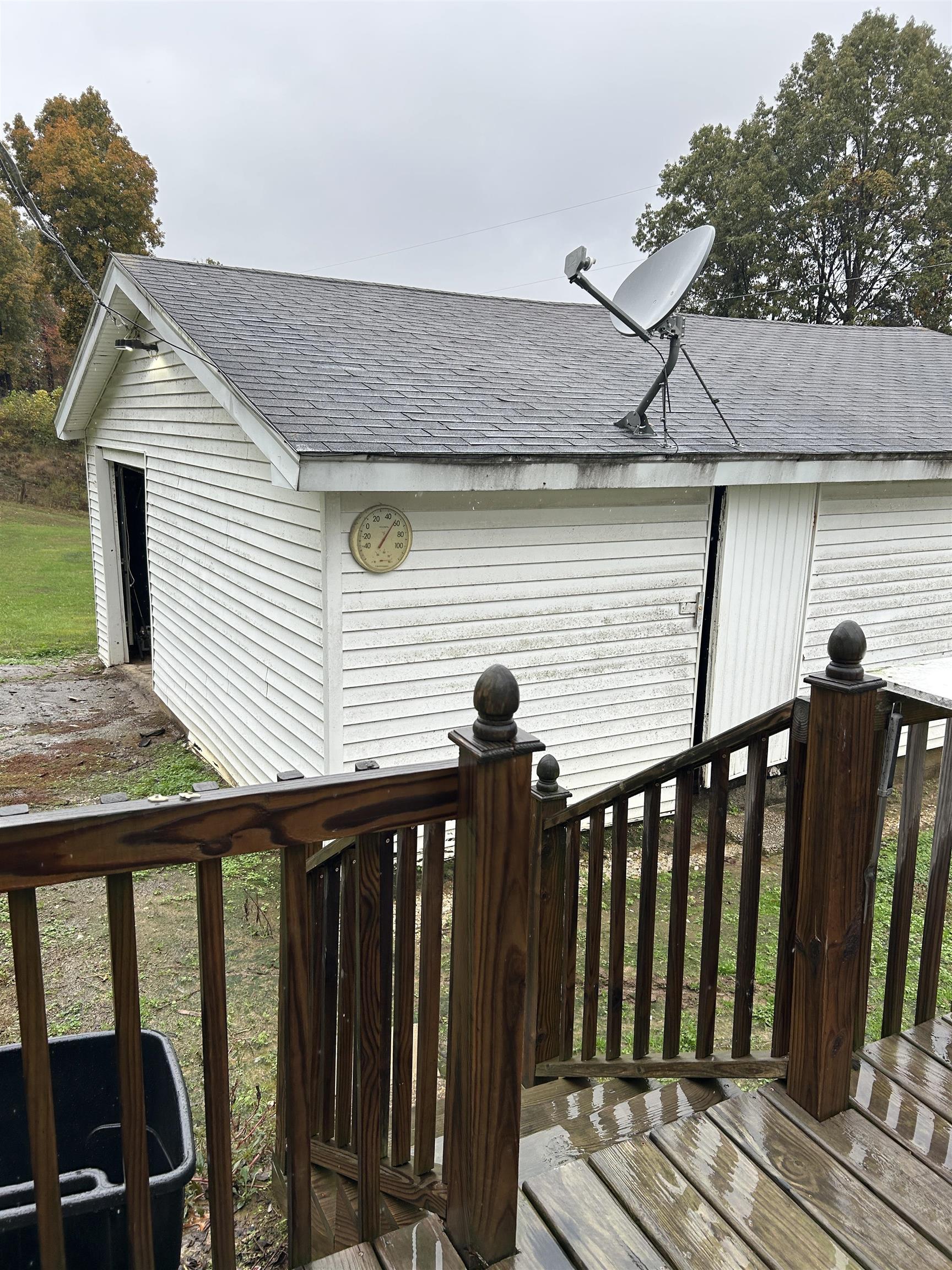 1525 Harmons Ferry Rd, Utica, Kentucky 42376, 3 Bedrooms Bedrooms, ,1 BathroomBathrooms,Single Family Residence,For Sale,Harmons Ferry Rd,93719