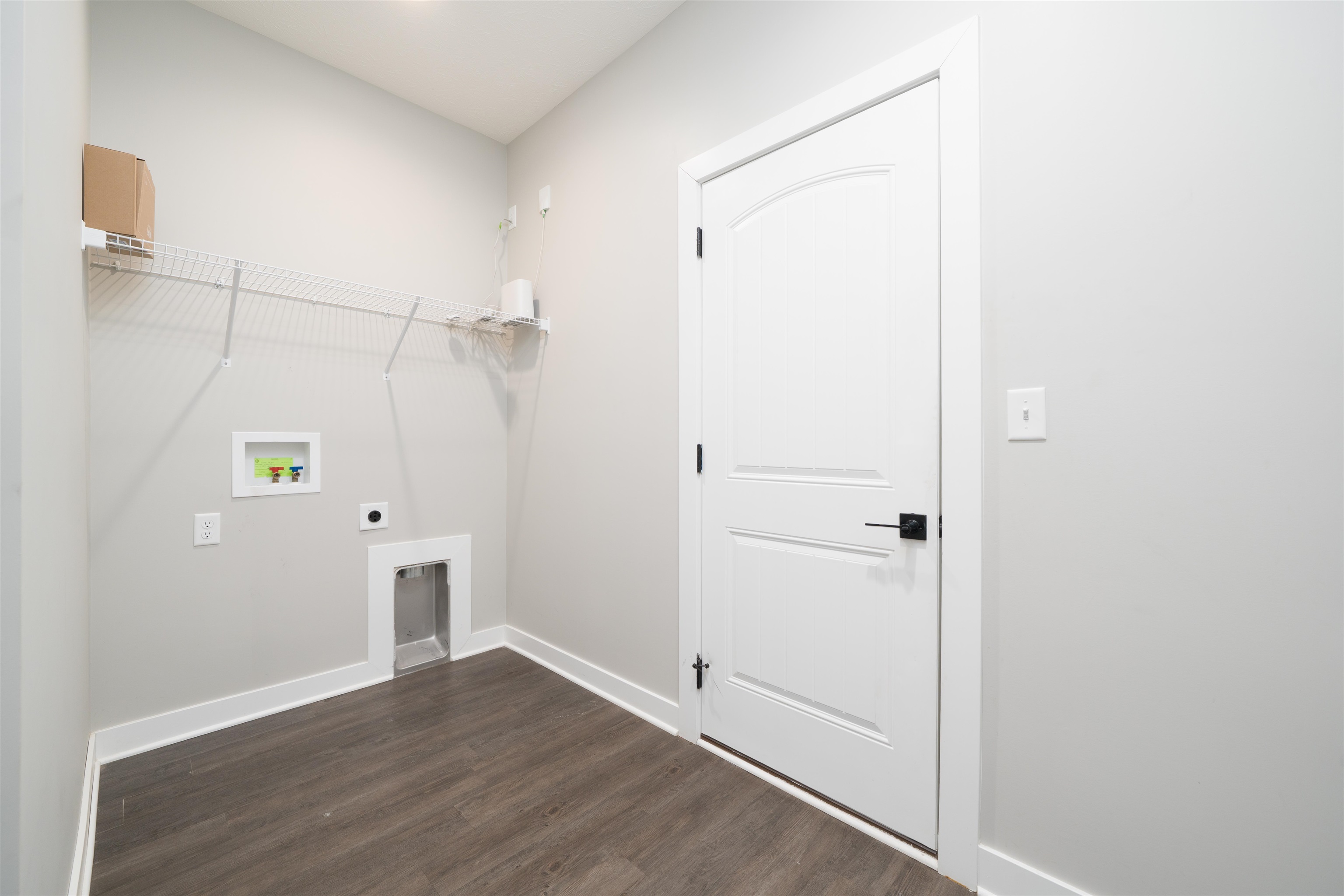 2280 Skaggs Court, Owensboro, Kentucky 42301, 4 Bedrooms Bedrooms, ,2 BathroomsBathrooms,Single Family Residence,For Sale,Skaggs Court,93720