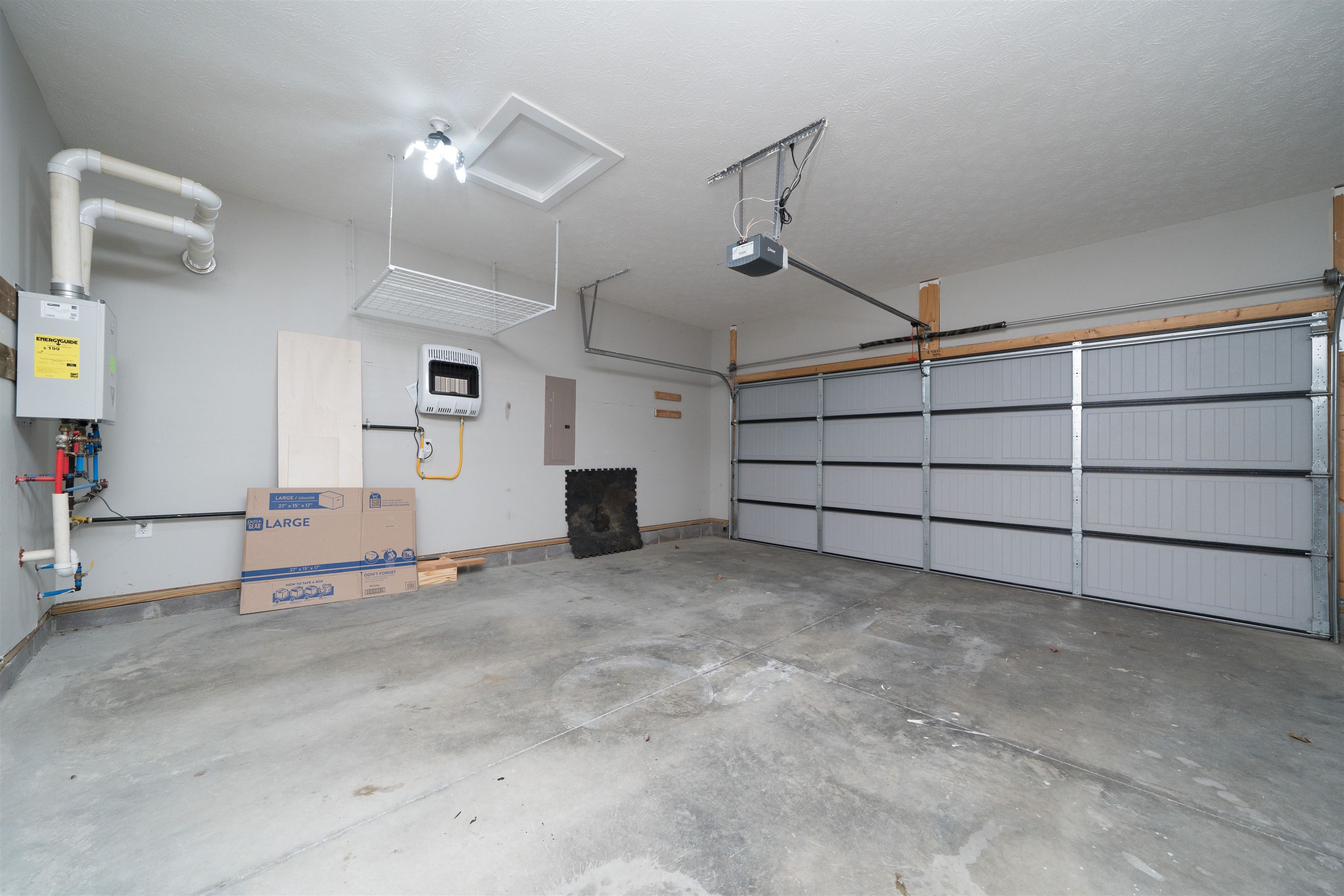 2280 Skaggs Court, Owensboro, Kentucky 42301, 4 Bedrooms Bedrooms, ,2 BathroomsBathrooms,Single Family Residence,For Sale,Skaggs Court,93720