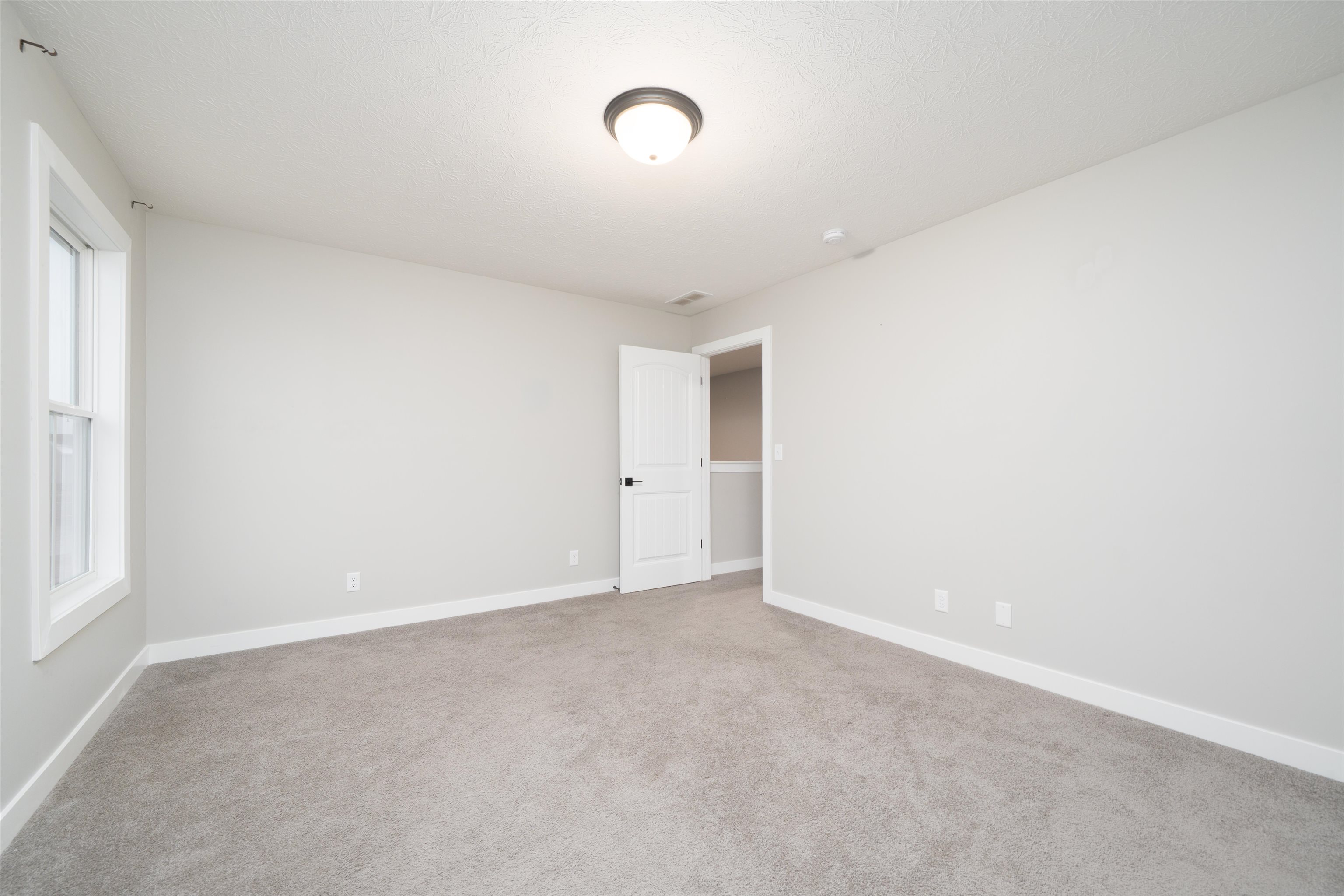 2280 Skaggs Court, Owensboro, Kentucky 42301, 4 Bedrooms Bedrooms, ,2 BathroomsBathrooms,Single Family Residence,For Sale,Skaggs Court,93720