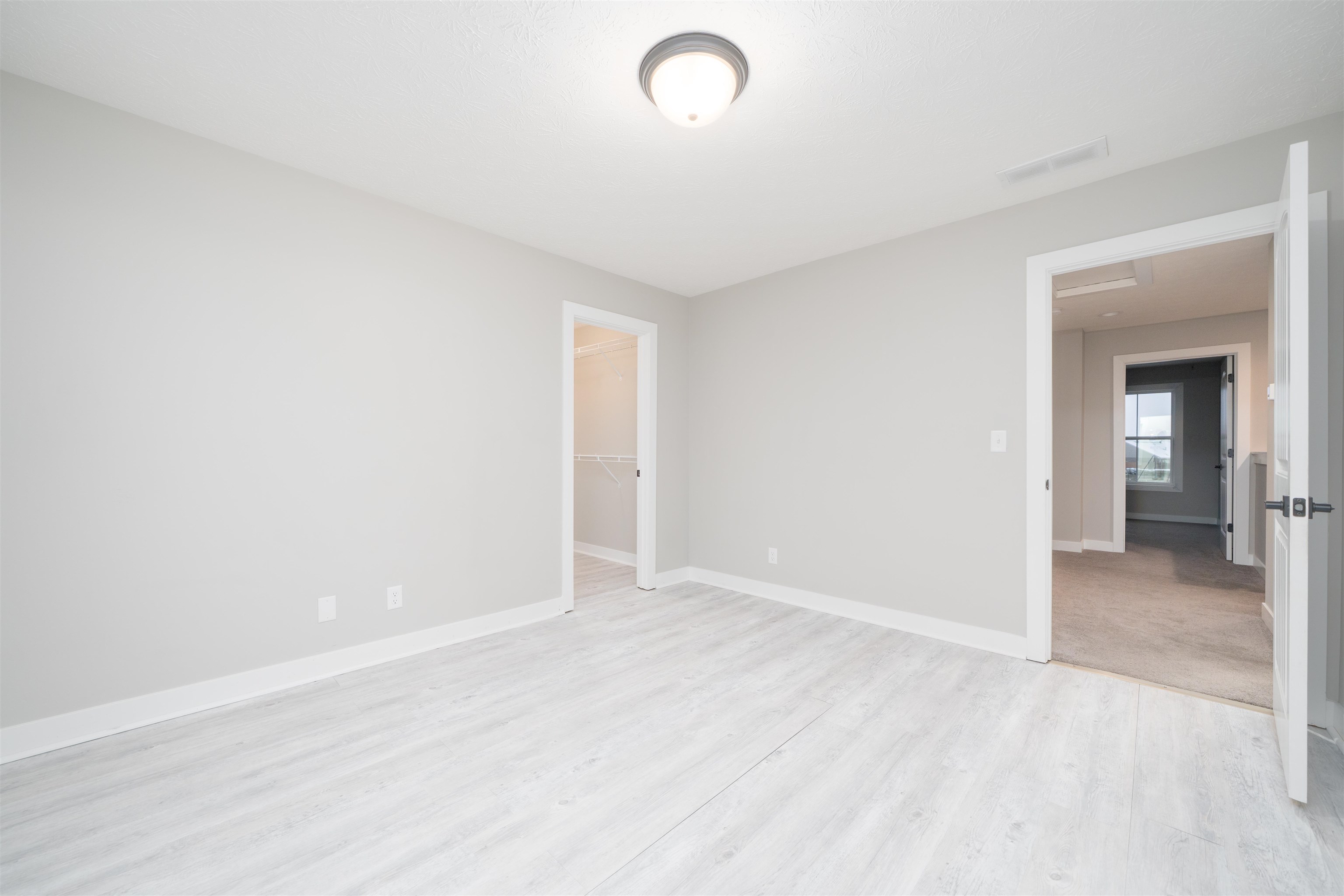 2280 Skaggs Court, Owensboro, Kentucky 42301, 4 Bedrooms Bedrooms, ,2 BathroomsBathrooms,Single Family Residence,For Sale,Skaggs Court,93720