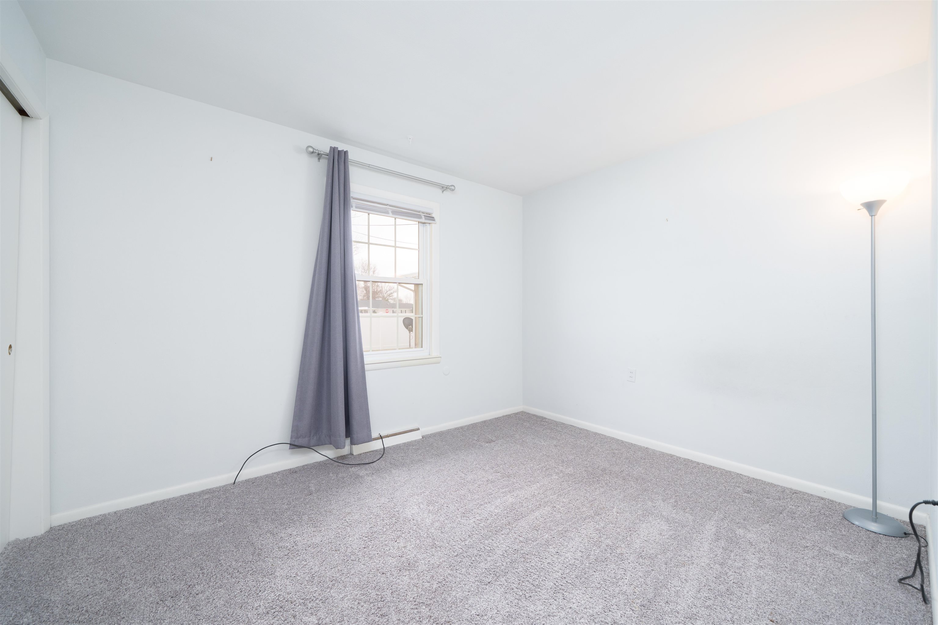 2953 Royal Dr, Owensboro, Kentucky 42301, 4 Bedrooms Bedrooms, ,2 BathroomsBathrooms,Single Family Residence,For Sale,Royal Dr,93721