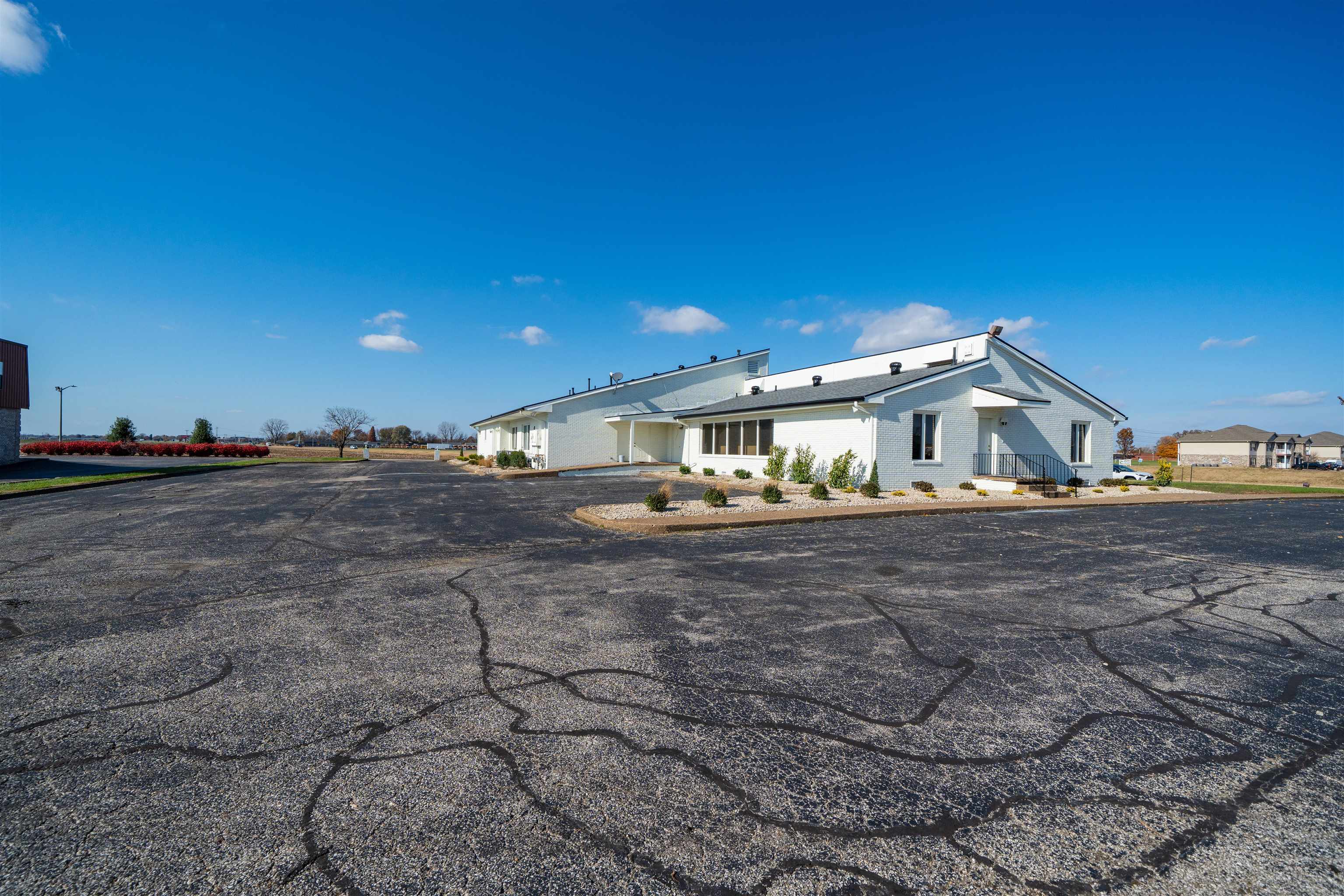 1300 Southtown, Owensboro, Kentucky 42301, ,Mixed Use,For Sale,Southtown,93722