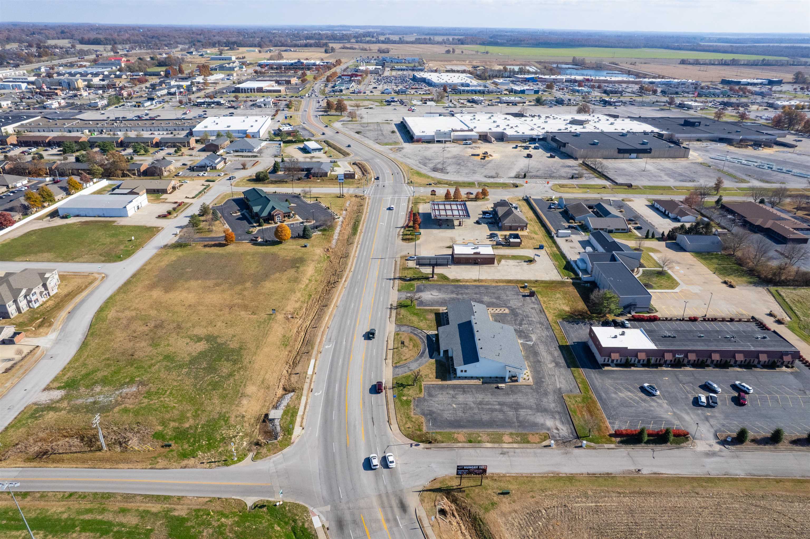 1300 Southtown, Owensboro, Kentucky 42301, ,Mixed Use,For Sale,Southtown,93722