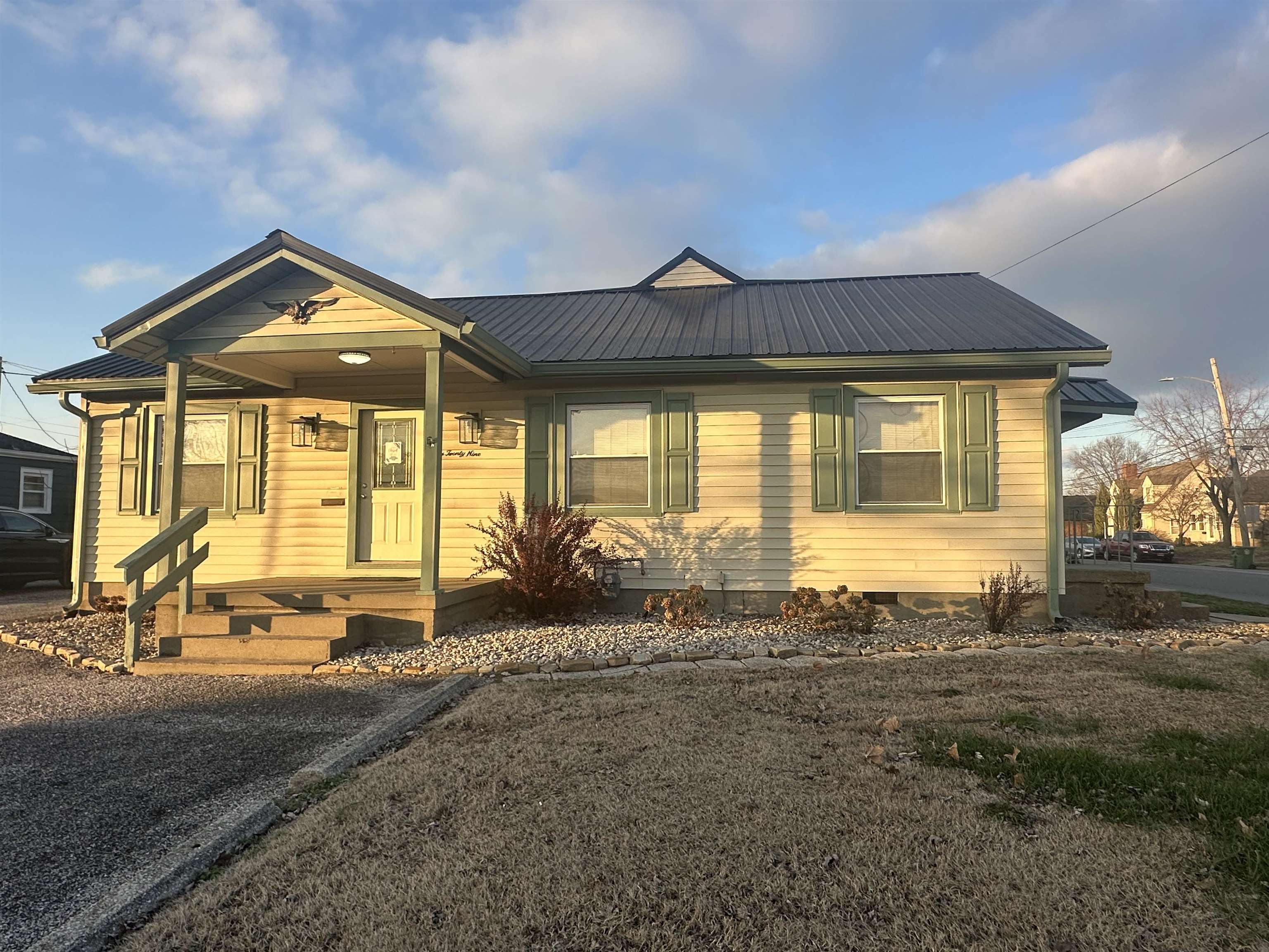 629 21st Street, Owensboro, Kentucky 42301, ,Office,For Sale,21st Street,93723