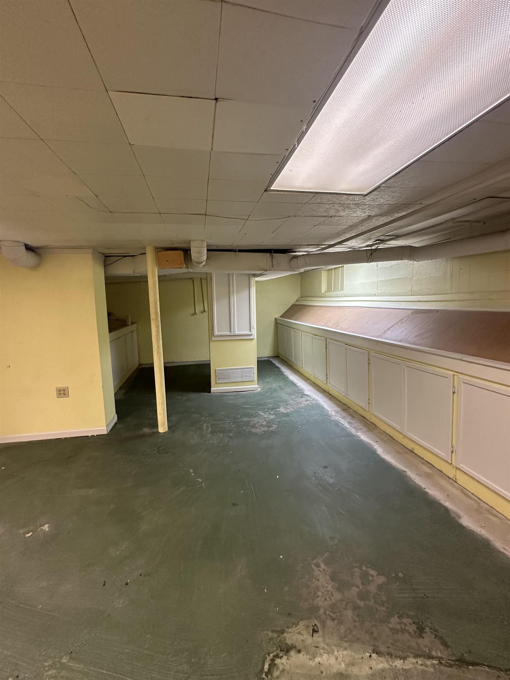 629 21st Street, Owensboro, Kentucky 42301, ,Office,For Sale,21st Street,93723