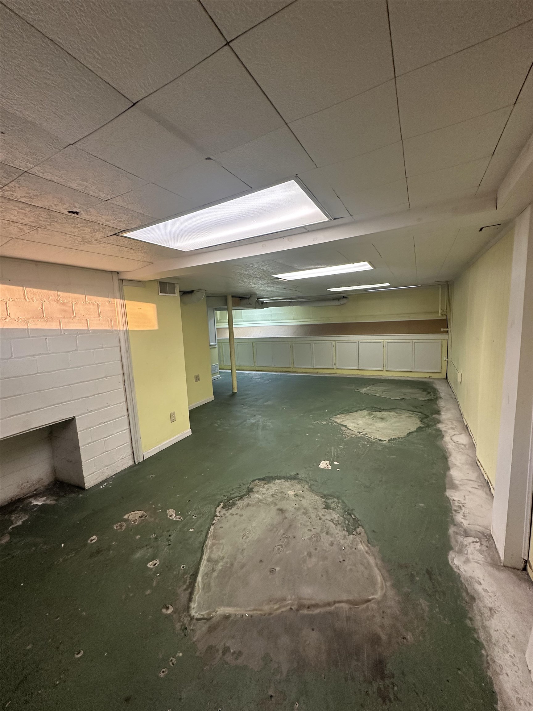 629 21st Street, Owensboro, Kentucky 42301, ,Office,For Sale,21st Street,93723