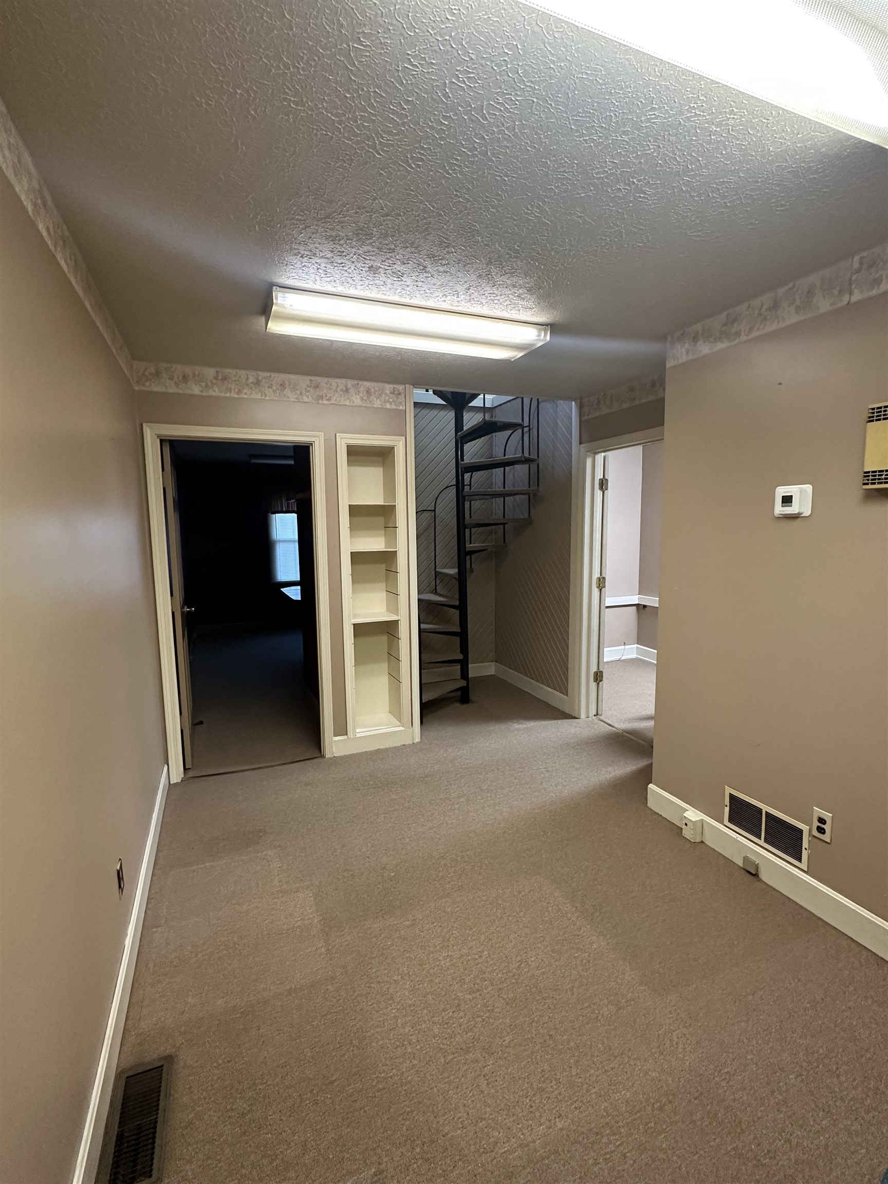 629 21st Street, Owensboro, Kentucky 42301, ,Office,For Sale,21st Street,93723