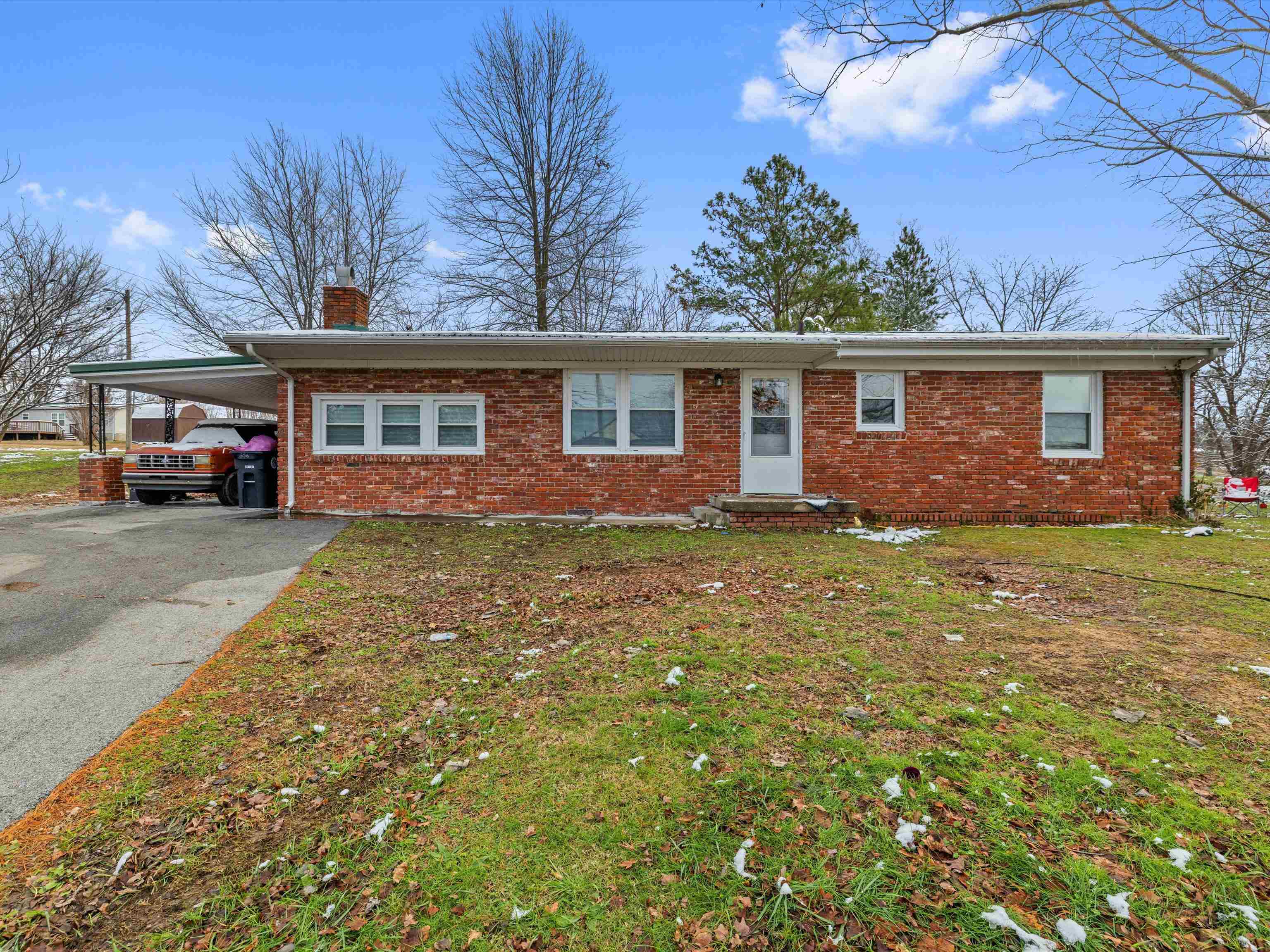 708 Elm St, Cloverport, Kentucky 40111, 3 Bedrooms Bedrooms, ,1 BathroomBathrooms,Single Family Residence,For Sale,Elm St,93727