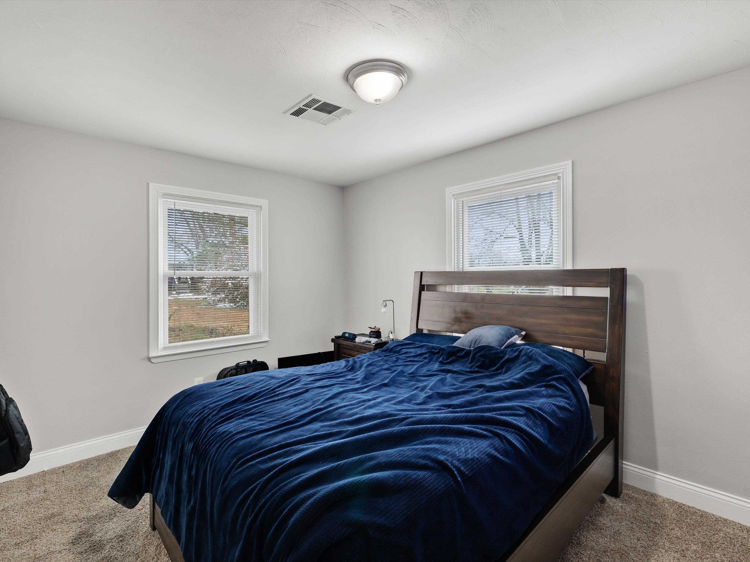 708 Elm St, Cloverport, Kentucky 40111, 3 Bedrooms Bedrooms, ,1 BathroomBathrooms,Single Family Residence,For Sale,Elm St,93727