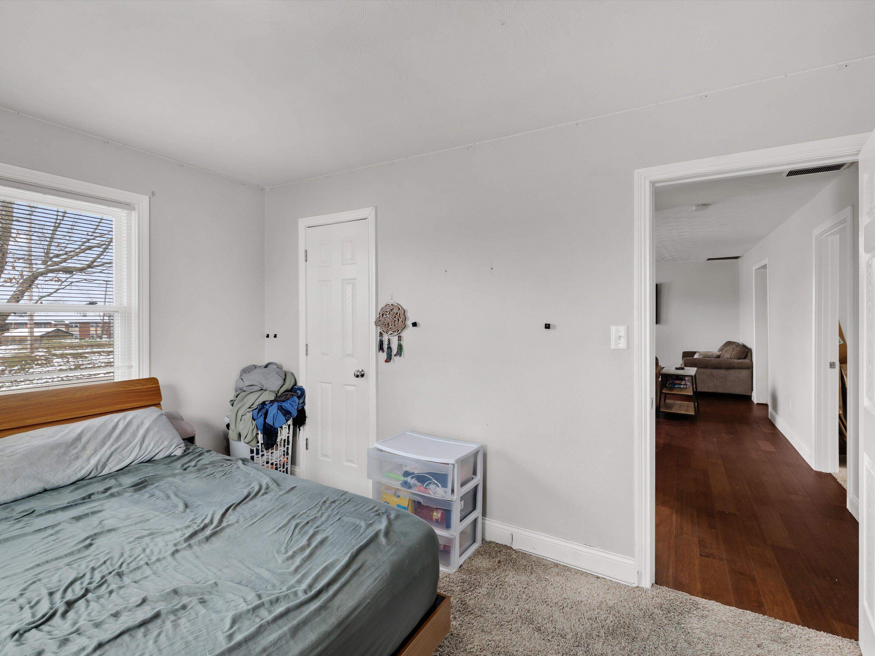 708 Elm St, Cloverport, Kentucky 40111, 3 Bedrooms Bedrooms, ,1 BathroomBathrooms,Single Family Residence,For Sale,Elm St,93727