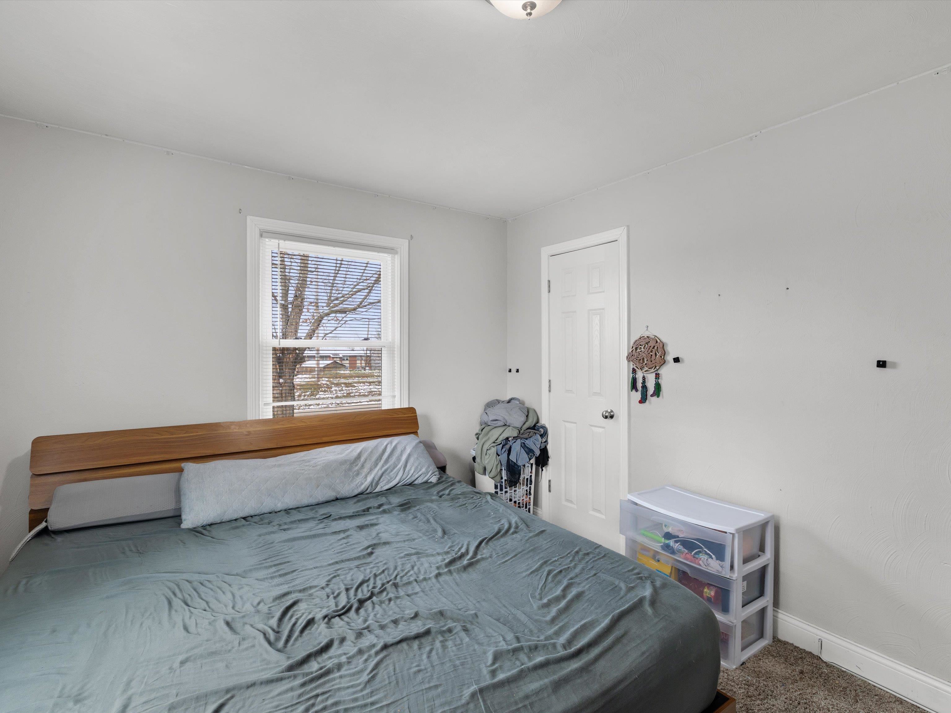 708 Elm St, Cloverport, Kentucky 40111, 3 Bedrooms Bedrooms, ,1 BathroomBathrooms,Single Family Residence,For Sale,Elm St,93727