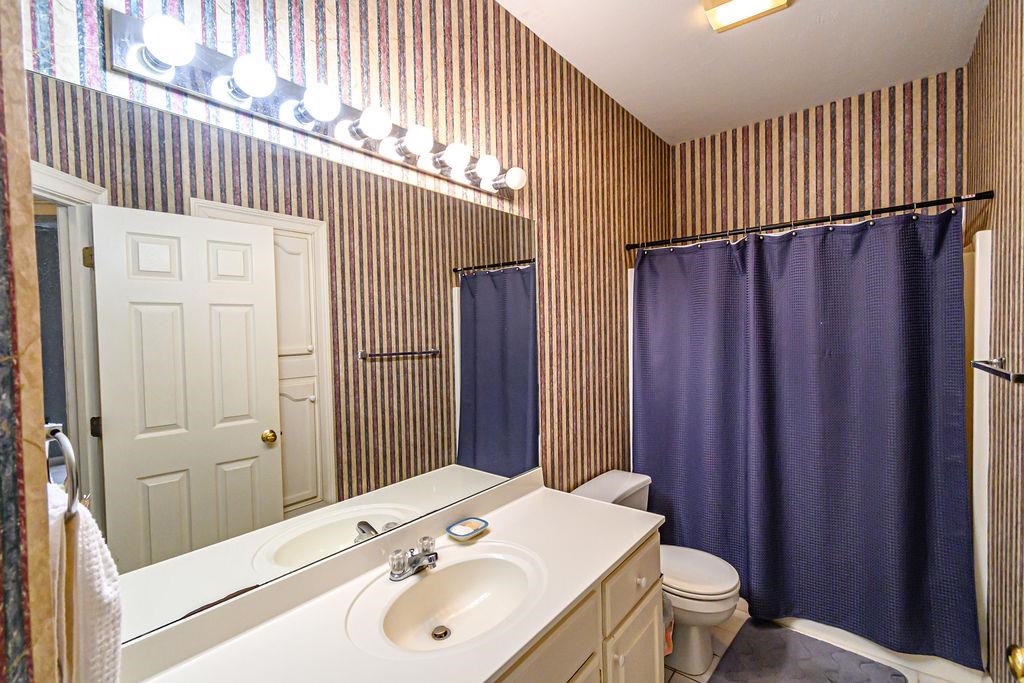 4005 Pine Lake Ct., Owensboro, Kentucky 42303, 3 Bedrooms Bedrooms, ,2 BathroomsBathrooms,Single Family Residence,For Sale,Pine Lake Ct.,93737