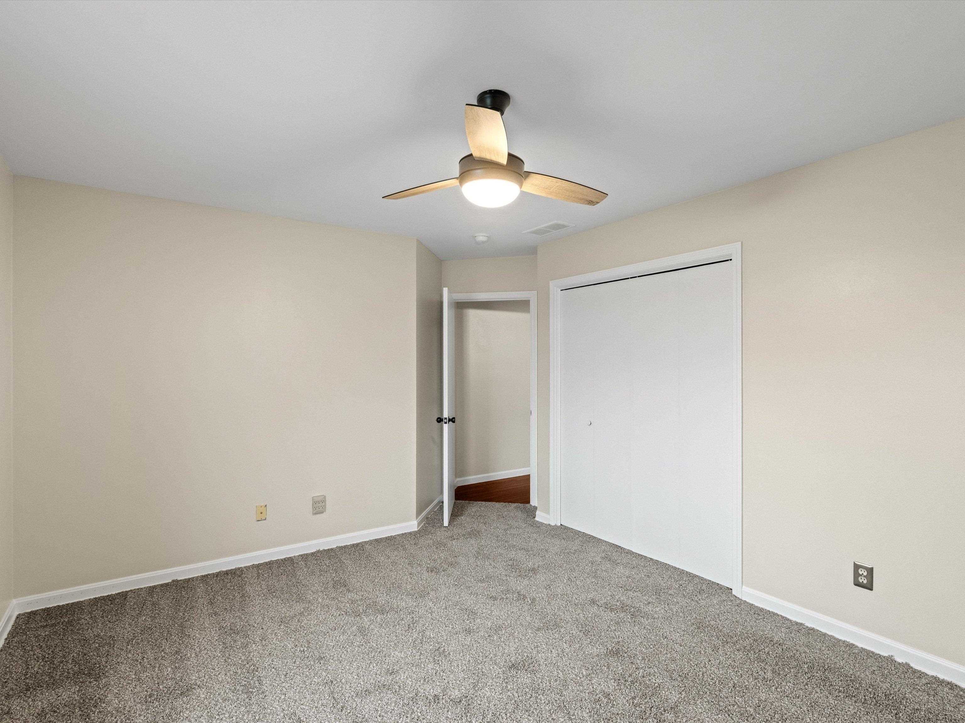 2677 Briarcliff Dr., NEWBURGH, Indiana 47630, 4 Bedrooms Bedrooms, ,2 BathroomsBathrooms,Single Family Residence,For Sale,Briarcliff Dr.,93742