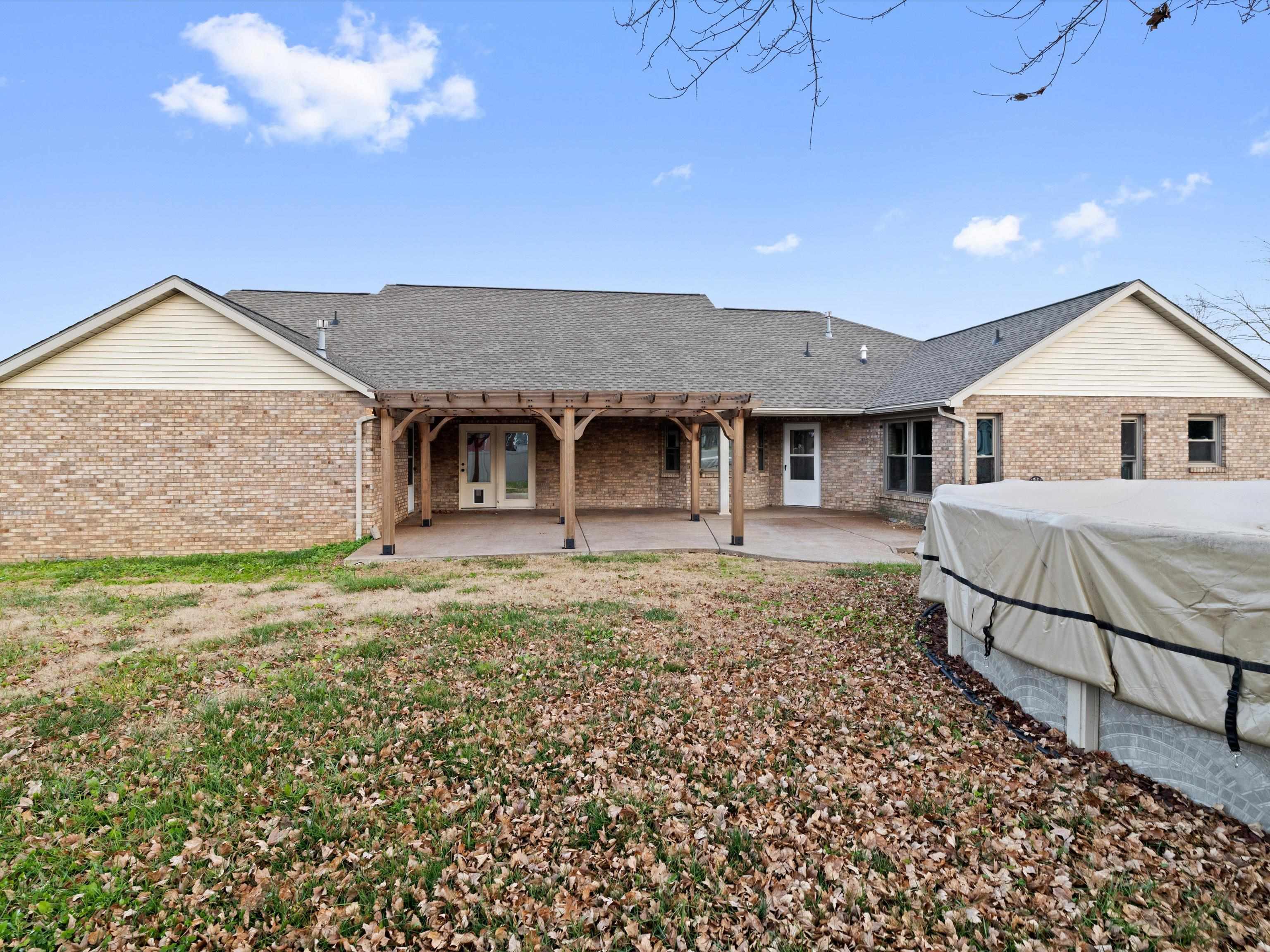 2677 Briarcliff Dr., NEWBURGH, Indiana 47630, 4 Bedrooms Bedrooms, ,2 BathroomsBathrooms,Single Family Residence,For Sale,Briarcliff Dr.,93742