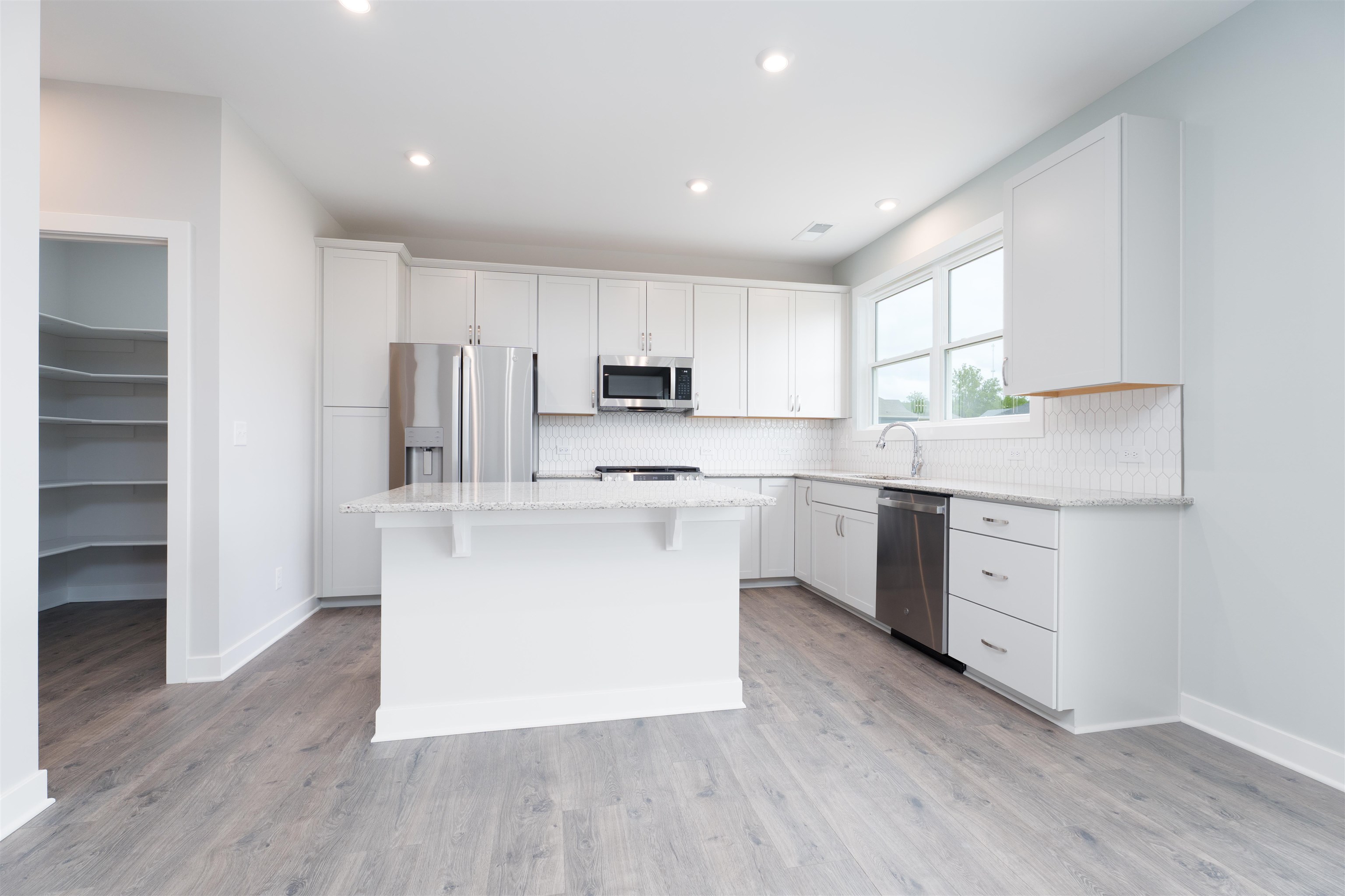 6531 Jessica Lane, Owensboro, Kentucky 42303, 4 Bedrooms Bedrooms, ,2 BathroomsBathrooms,Single Family Residence,For Sale,Jessica Lane,93743