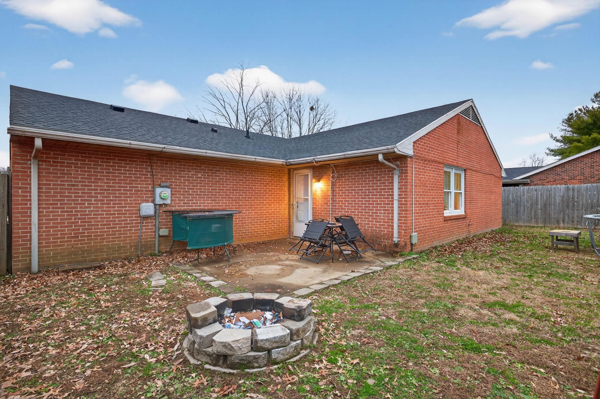 4135 Yewells Landing W, Owensboro, Kentucky 42303, 4 Bedrooms Bedrooms, ,2 BathroomsBathrooms,Single Family Residence,For Sale,Yewells Landing W,93746