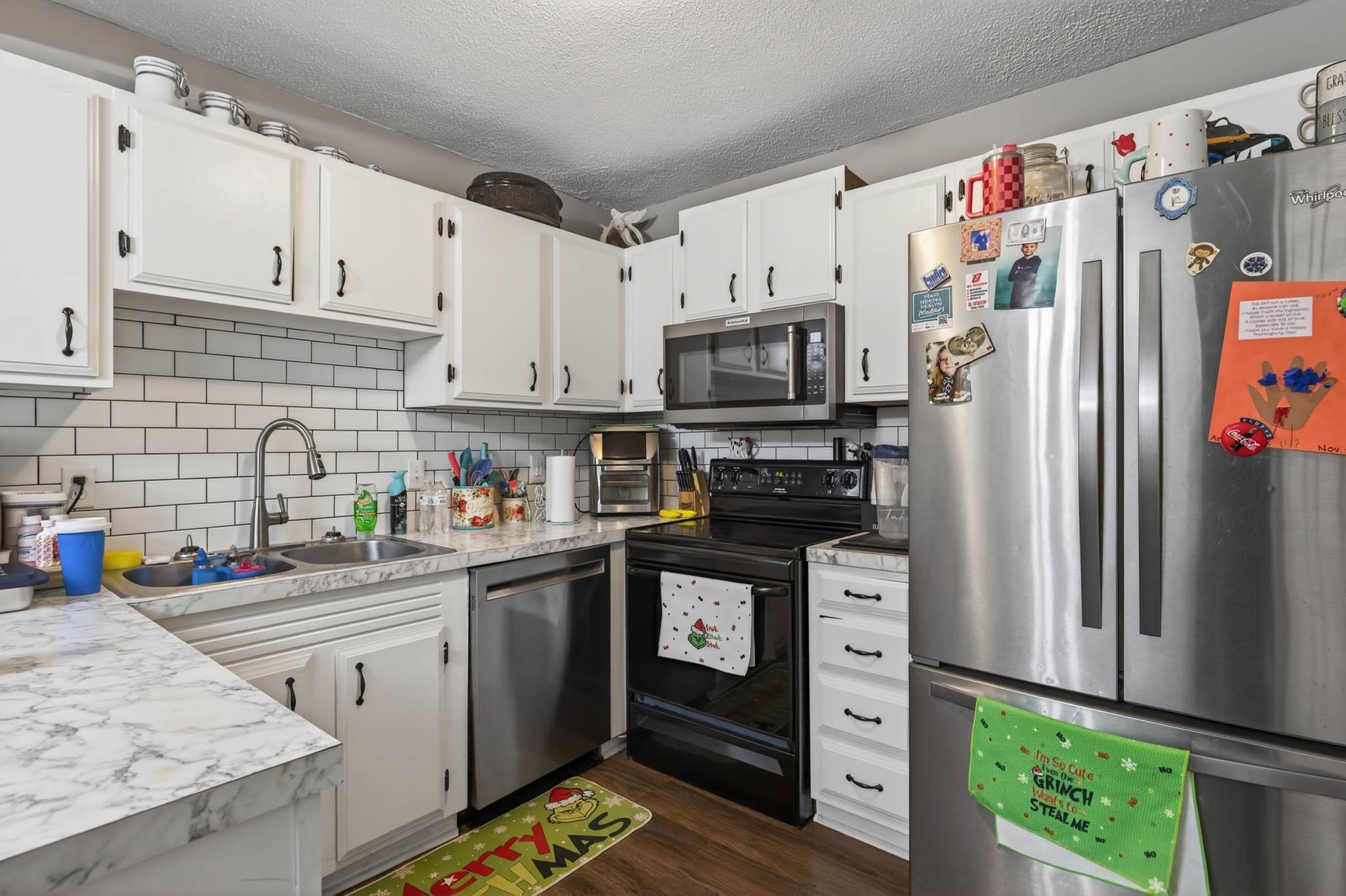 4135 Yewells Landing W, Owensboro, Kentucky 42303, 4 Bedrooms Bedrooms, ,2 BathroomsBathrooms,Single Family Residence,For Sale,Yewells Landing W,93746