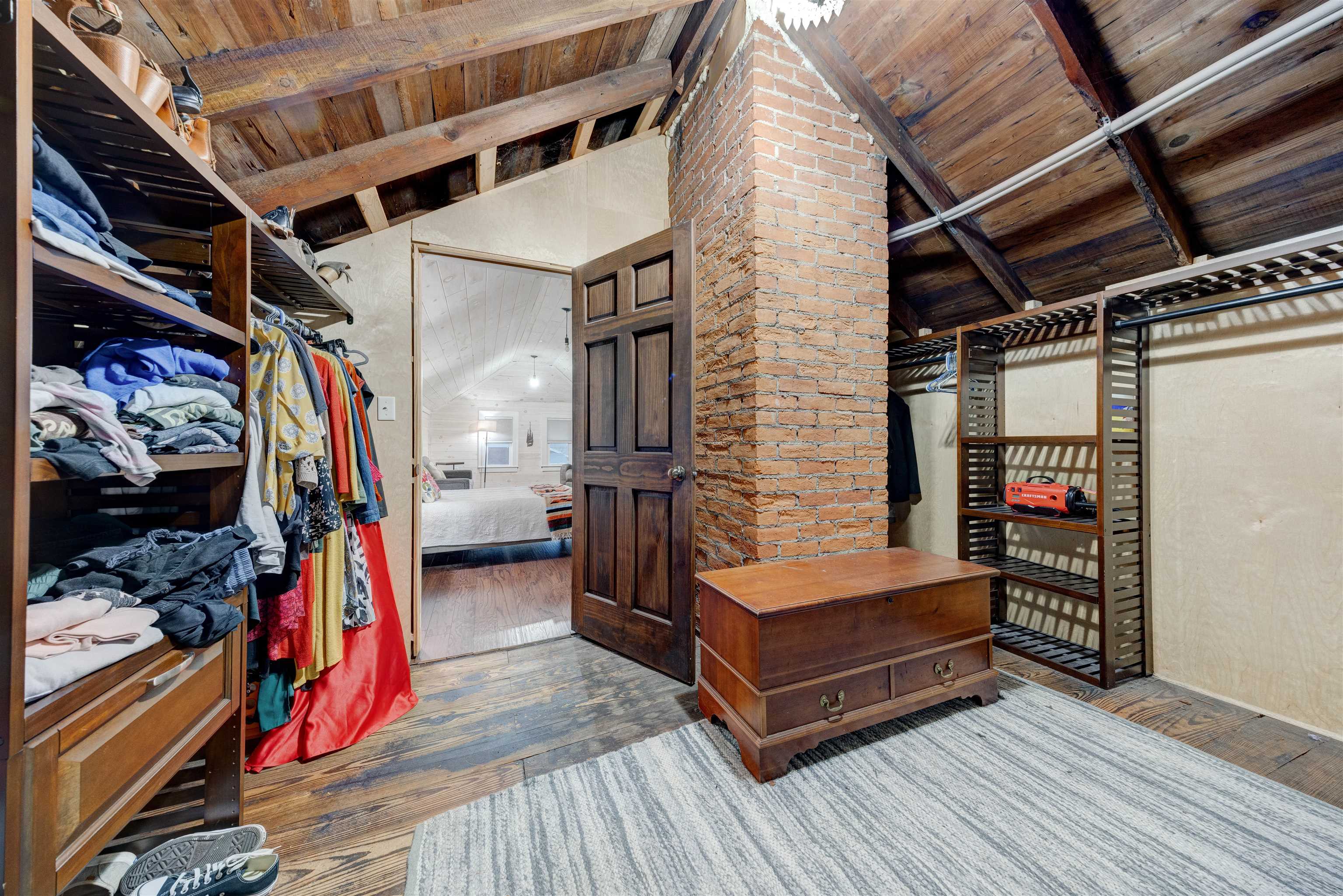 1303 Locust St, Owensboro, Kentucky 42301, 4 Bedrooms Bedrooms, ,1 BathroomBathrooms,Single Family Residence,For Sale,Locust St,93753