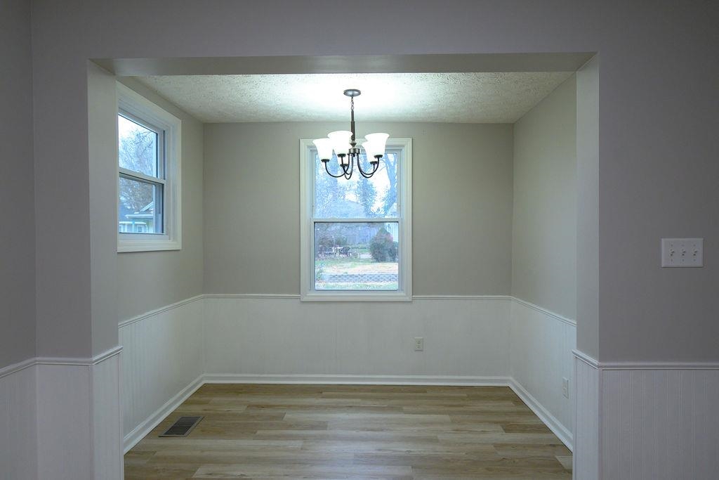 1702 Alexander Ave., Owensboro, Kentucky 42303, 2 Bedrooms Bedrooms, ,1 BathroomBathrooms,Single Family Residence,For Sale,Alexander Ave.,93754