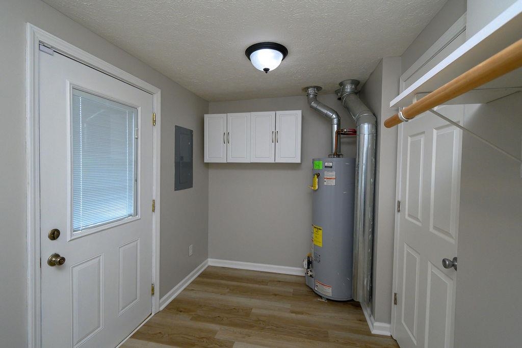 1702 Alexander Ave., Owensboro, Kentucky 42303, 2 Bedrooms Bedrooms, ,1 BathroomBathrooms,Single Family Residence,For Sale,Alexander Ave.,93754