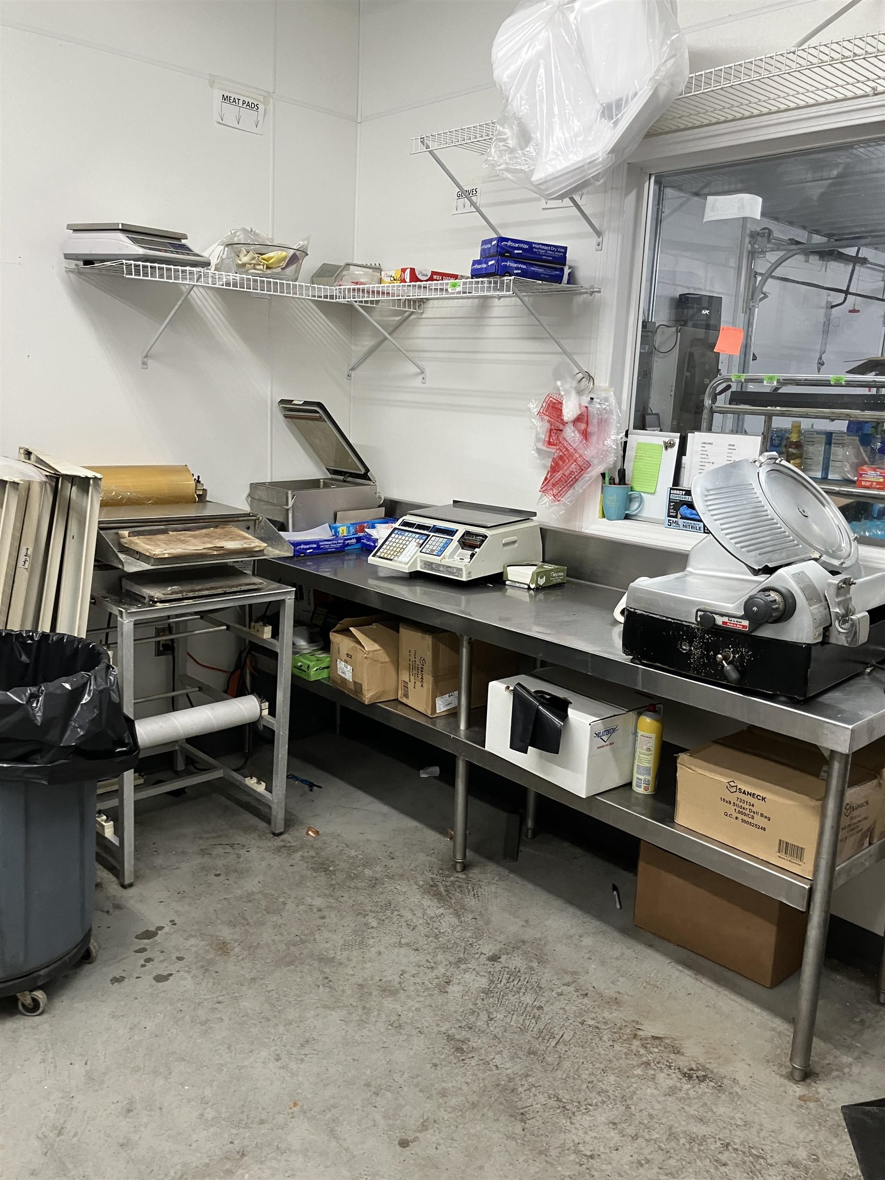 1601 2nd Street, Owensboro, Kentucky 42301, ,Retail,For Sale,2nd Street,93755