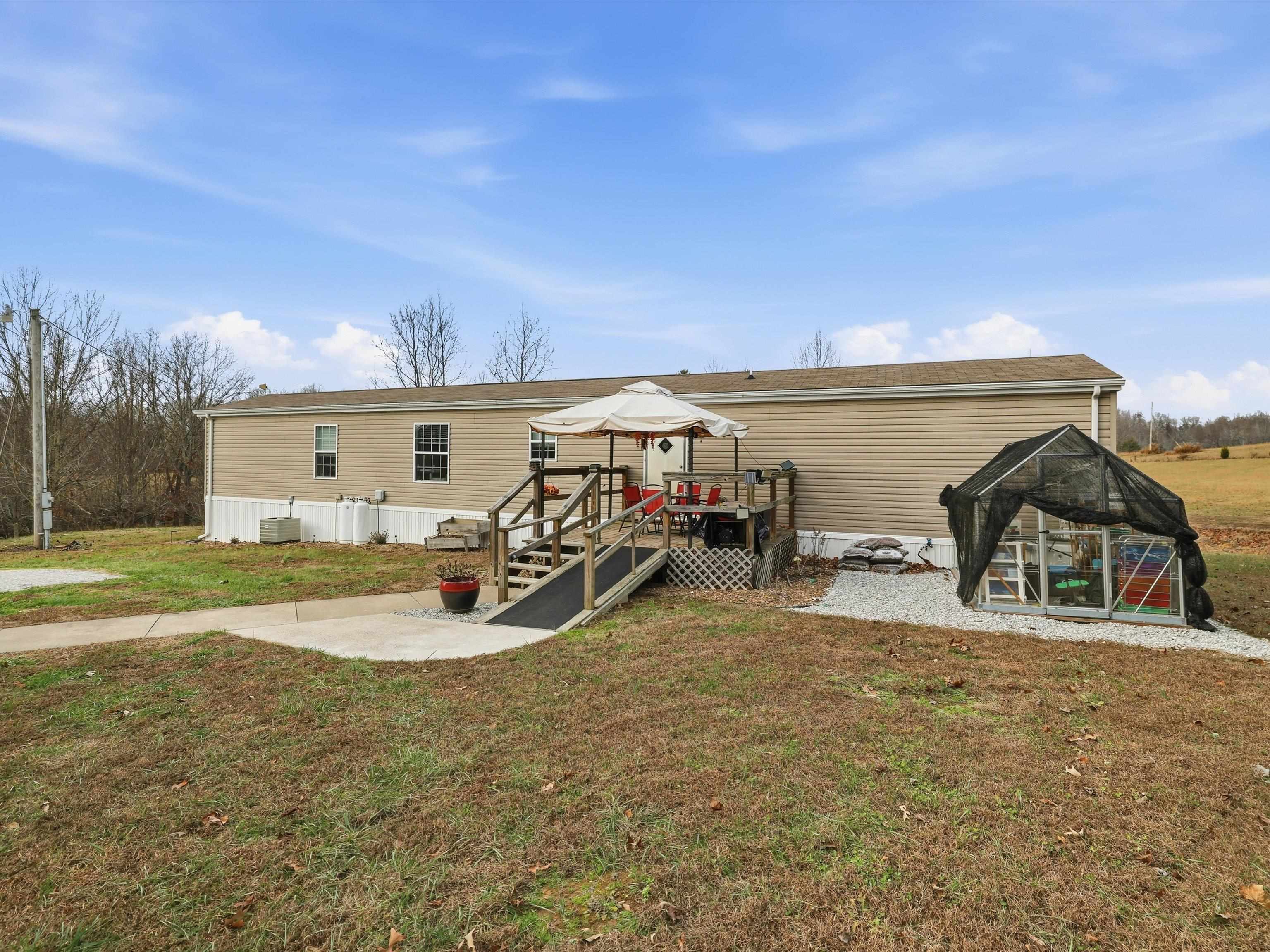 5493 US Hwy 62 E, Beaver Dam, Kentucky 42320, 3 Bedrooms Bedrooms, ,2 BathroomsBathrooms,Single Family Residence,For Sale,US Hwy 62 E,93758