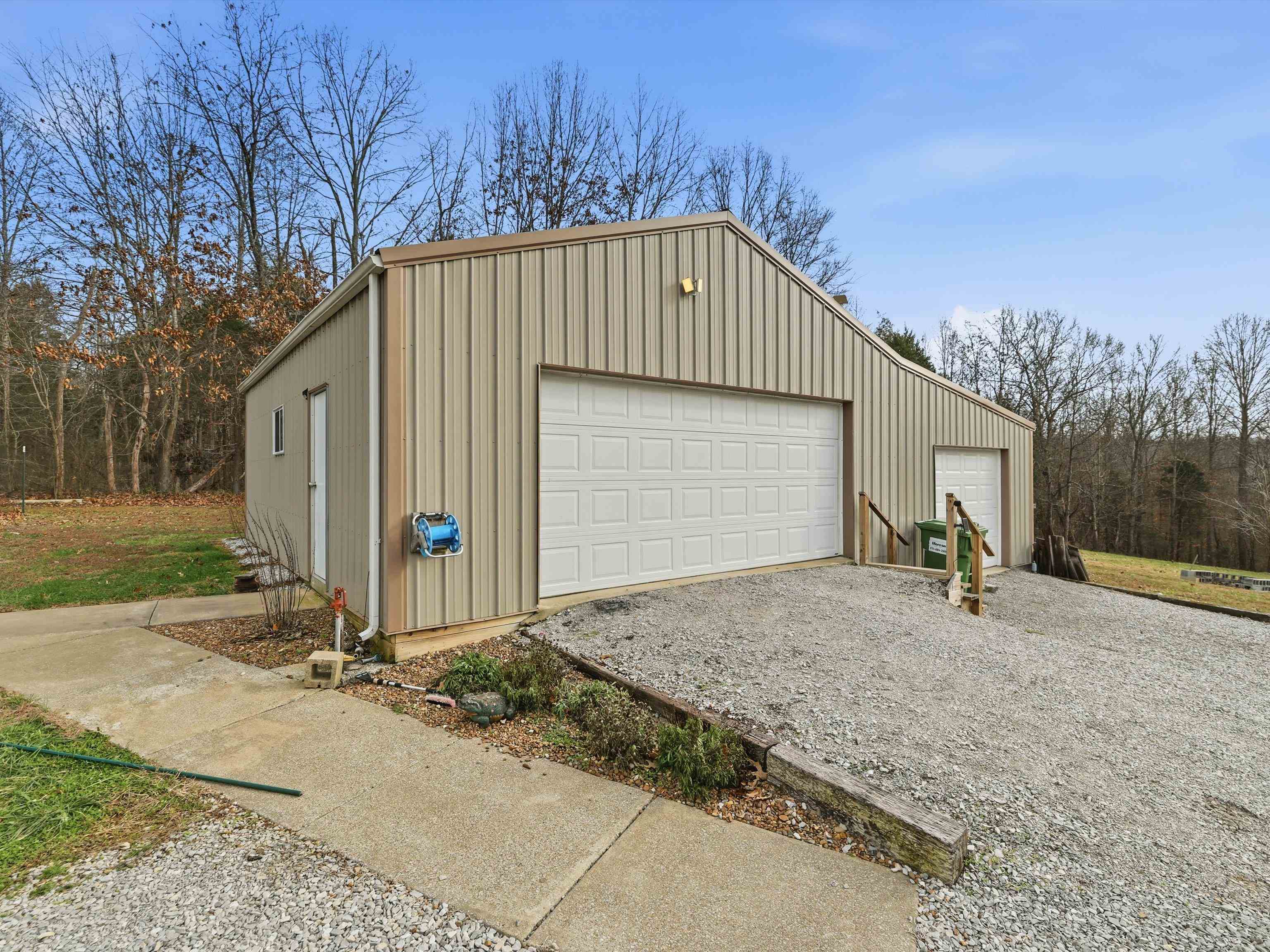 5493 US Hwy 62 E, Beaver Dam, Kentucky 42320, 3 Bedrooms Bedrooms, ,2 BathroomsBathrooms,Single Family Residence,For Sale,US Hwy 62 E,93758