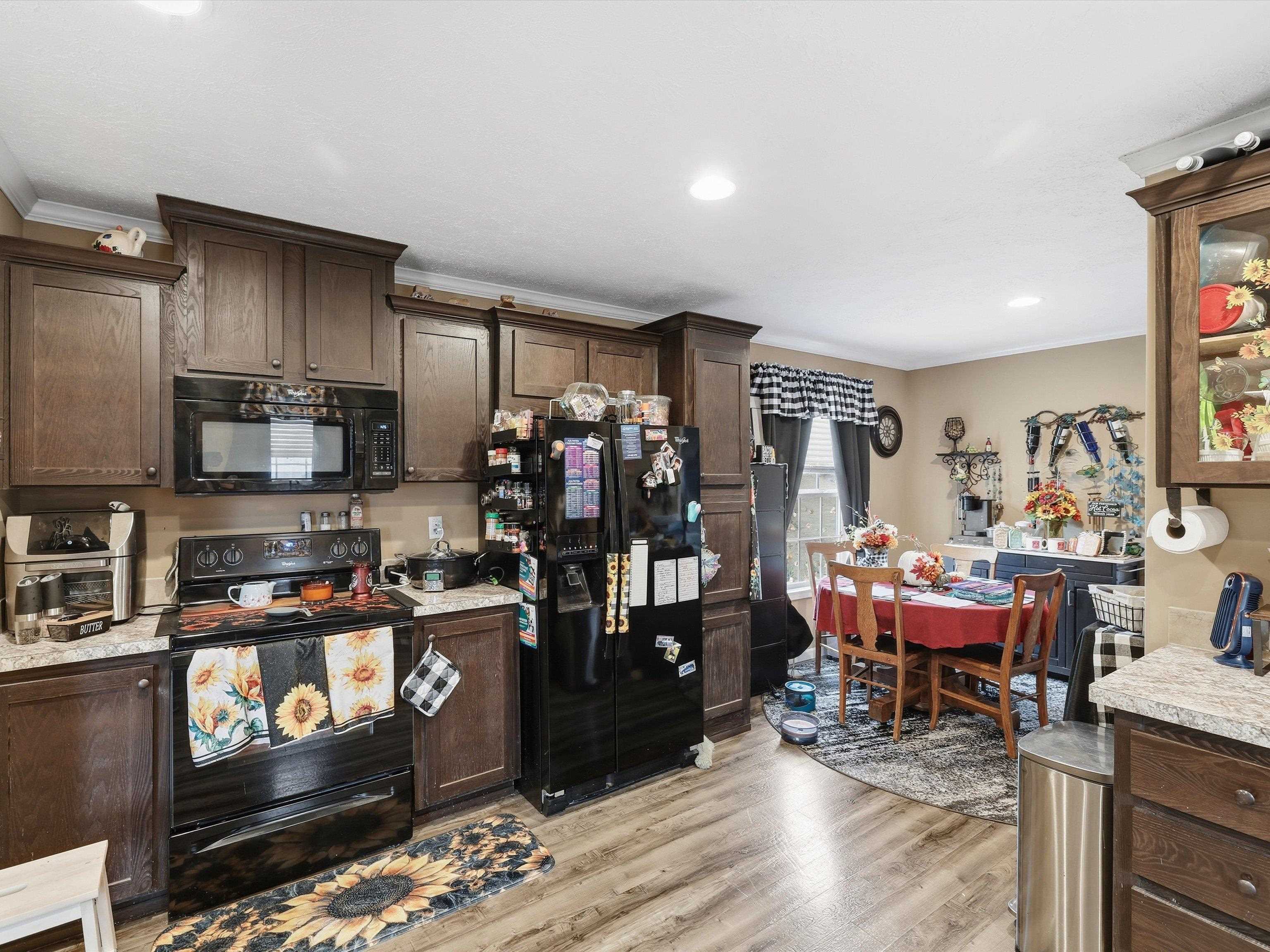 5493 US Hwy 62 E, Beaver Dam, Kentucky 42320, 3 Bedrooms Bedrooms, ,2 BathroomsBathrooms,Single Family Residence,For Sale,US Hwy 62 E,93758