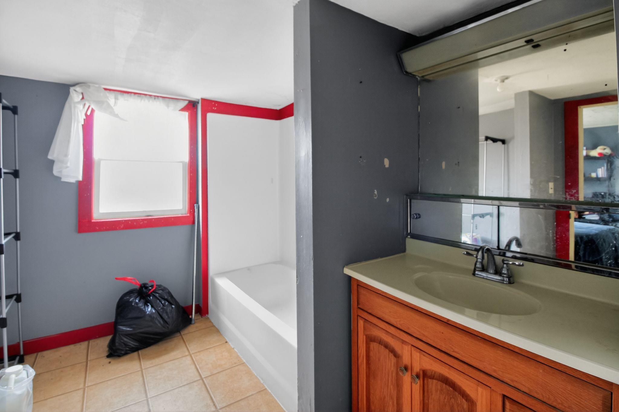 437 Union Street, Hartford, Kentucky 42347, 2 Bedrooms Bedrooms, ,1 BathroomBathrooms,Single Family Residence,For Sale,Union Street,93759