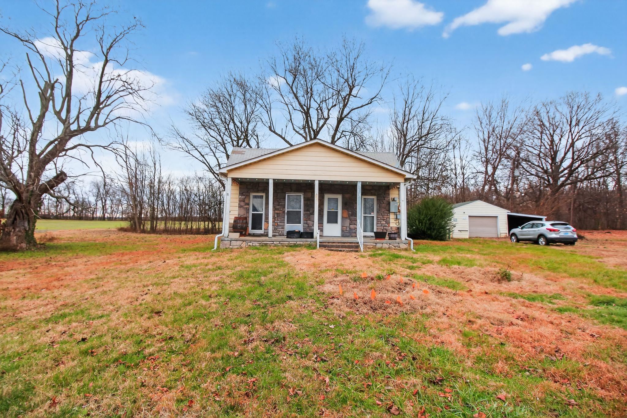 437 Union Street, Hartford, Kentucky 42347, 2 Bedrooms Bedrooms, ,1 BathroomBathrooms,Single Family Residence,For Sale,Union Street,93759