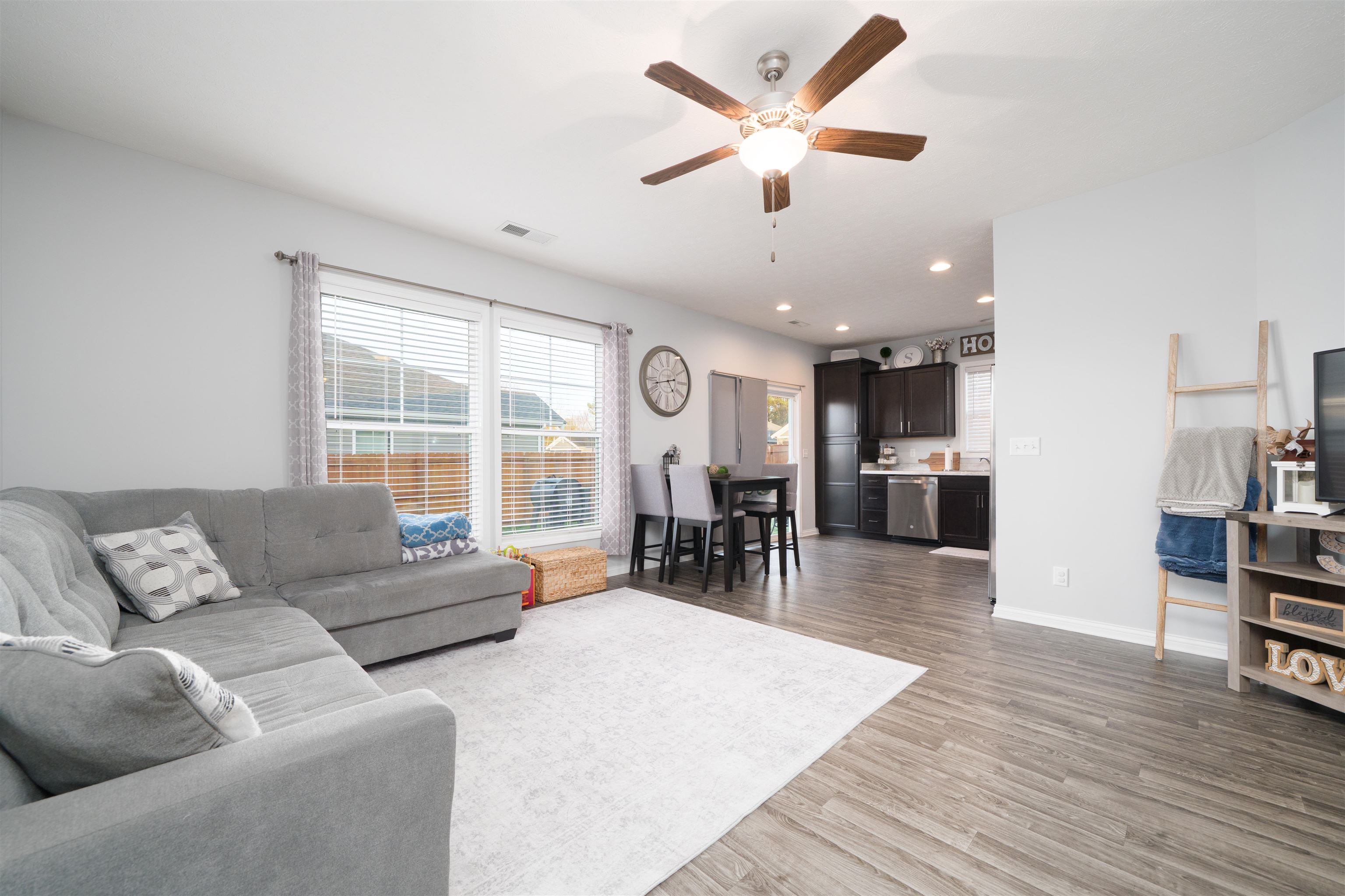 6400 Valley Brook Trace, Utica, Kentucky 42376, 3 Bedrooms Bedrooms, ,2 BathroomsBathrooms,Single Family Residence,For Sale,Valley Brook Trace,93760