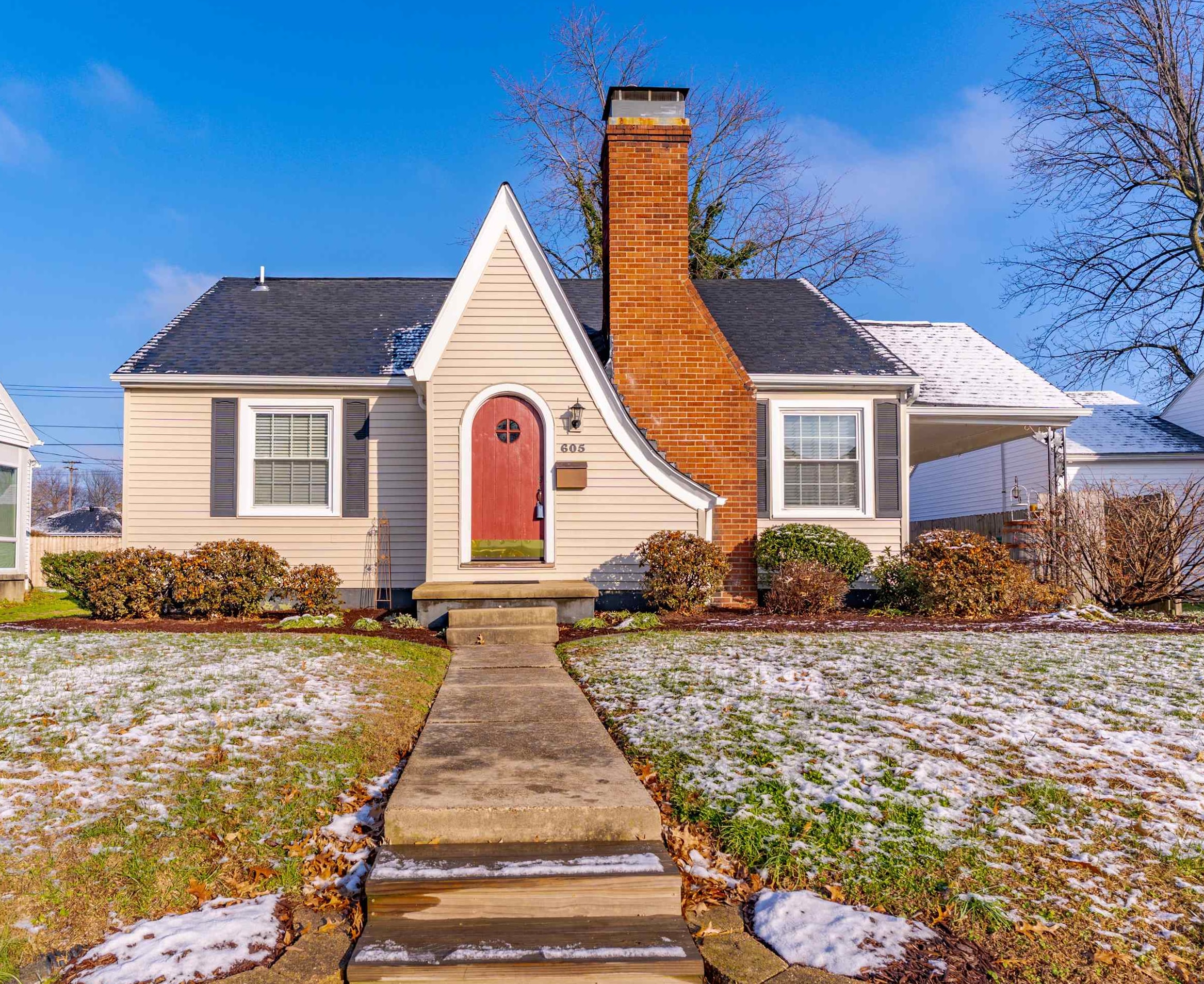 605 12th, Owensboro, Kentucky 42301, 2 Bedrooms Bedrooms, ,1 BathroomBathrooms,Single Family Residence,For Sale,12th,93761