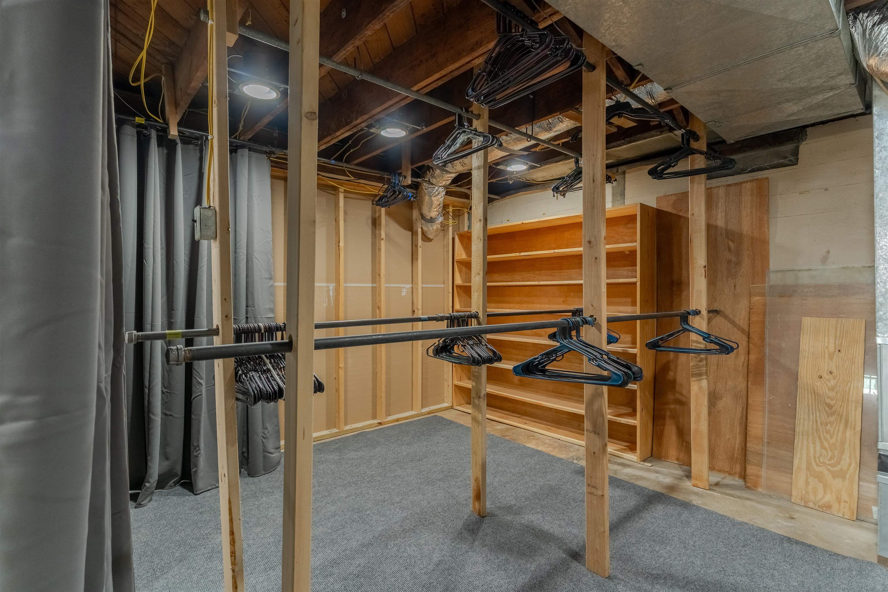 605 12th, Owensboro, Kentucky 42301, 2 Bedrooms Bedrooms, ,1 BathroomBathrooms,Single Family Residence,For Sale,12th,93761