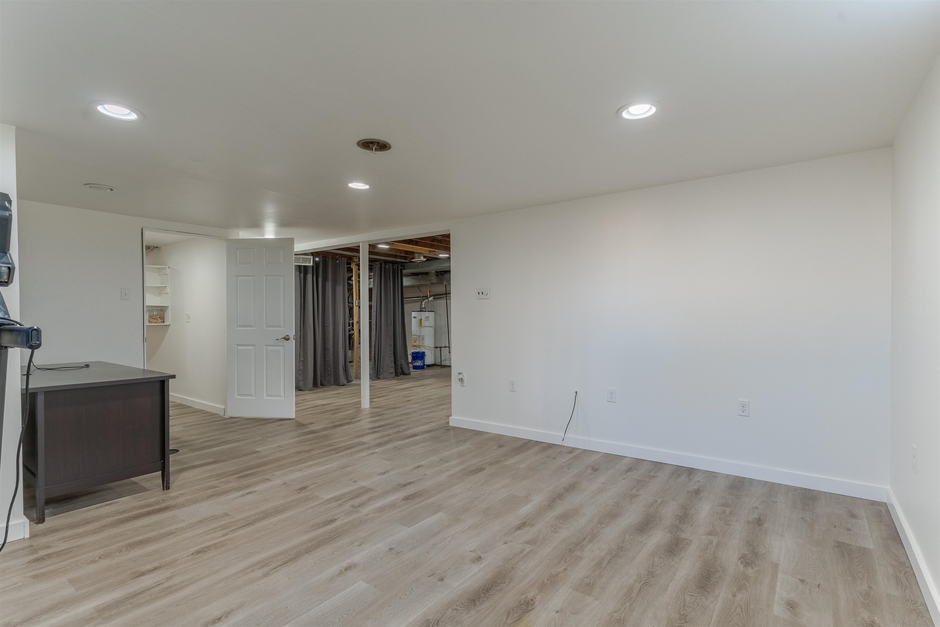 605 12th, Owensboro, Kentucky 42301, 2 Bedrooms Bedrooms, ,1 BathroomBathrooms,Single Family Residence,For Sale,12th,93761