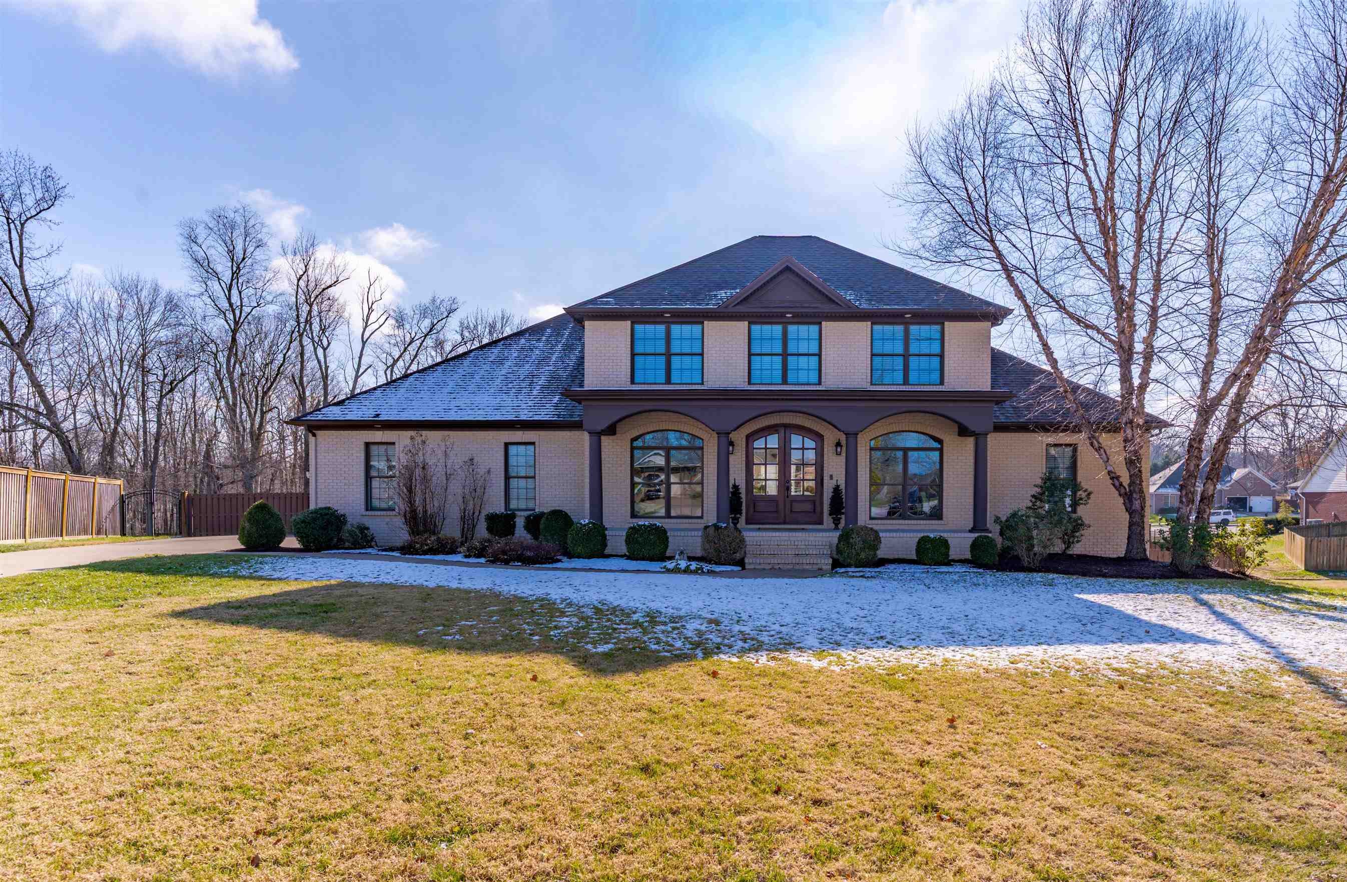 3124 Forest Edge Cove, Owensboro, Kentucky 42303, 5 Bedrooms Bedrooms, ,3 BathroomsBathrooms,Single Family Residence,For Sale,Forest Edge Cove,93762