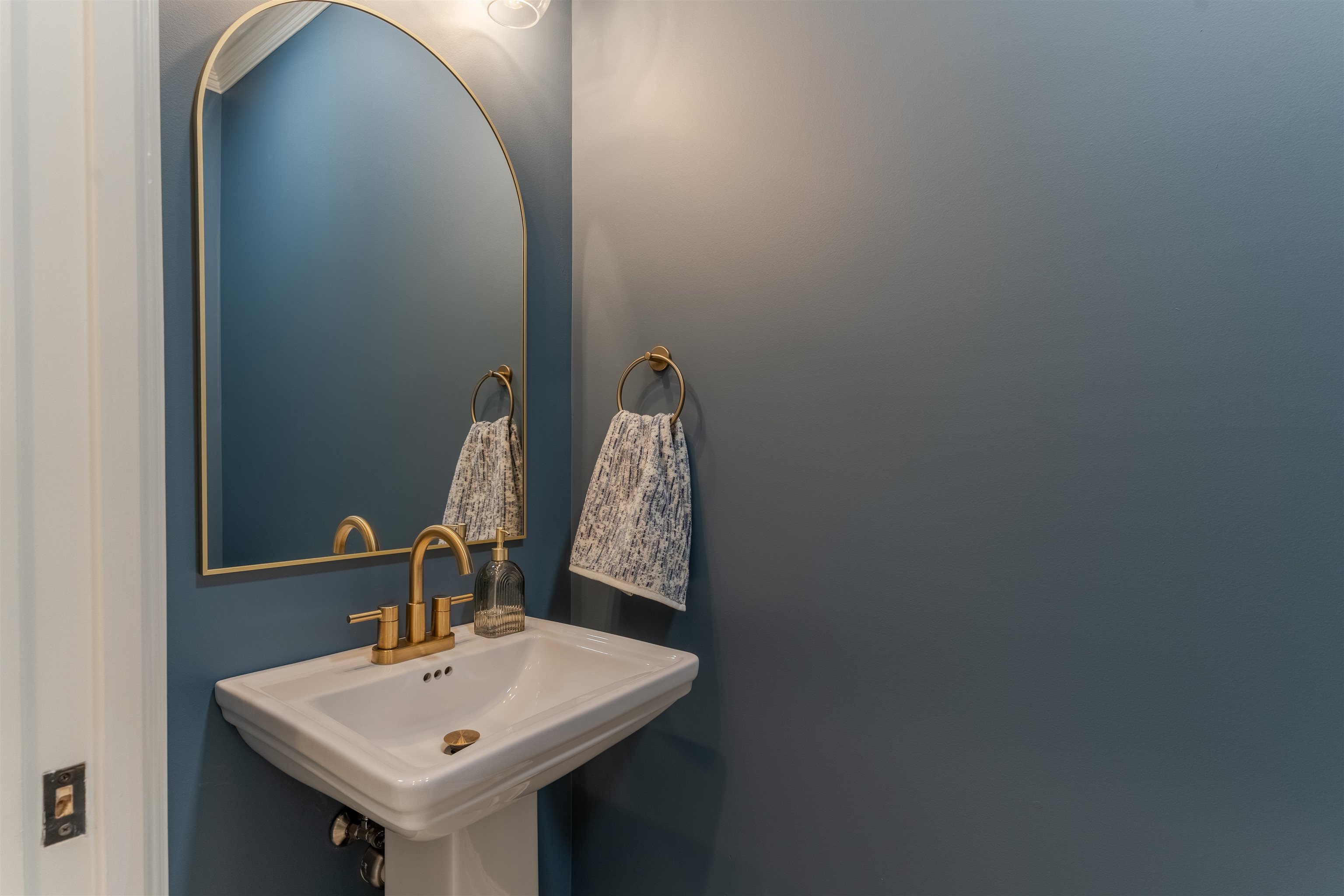 3124 Forest Edge Cove, Owensboro, Kentucky 42303, 5 Bedrooms Bedrooms, ,3 BathroomsBathrooms,Single Family Residence,For Sale,Forest Edge Cove,93762