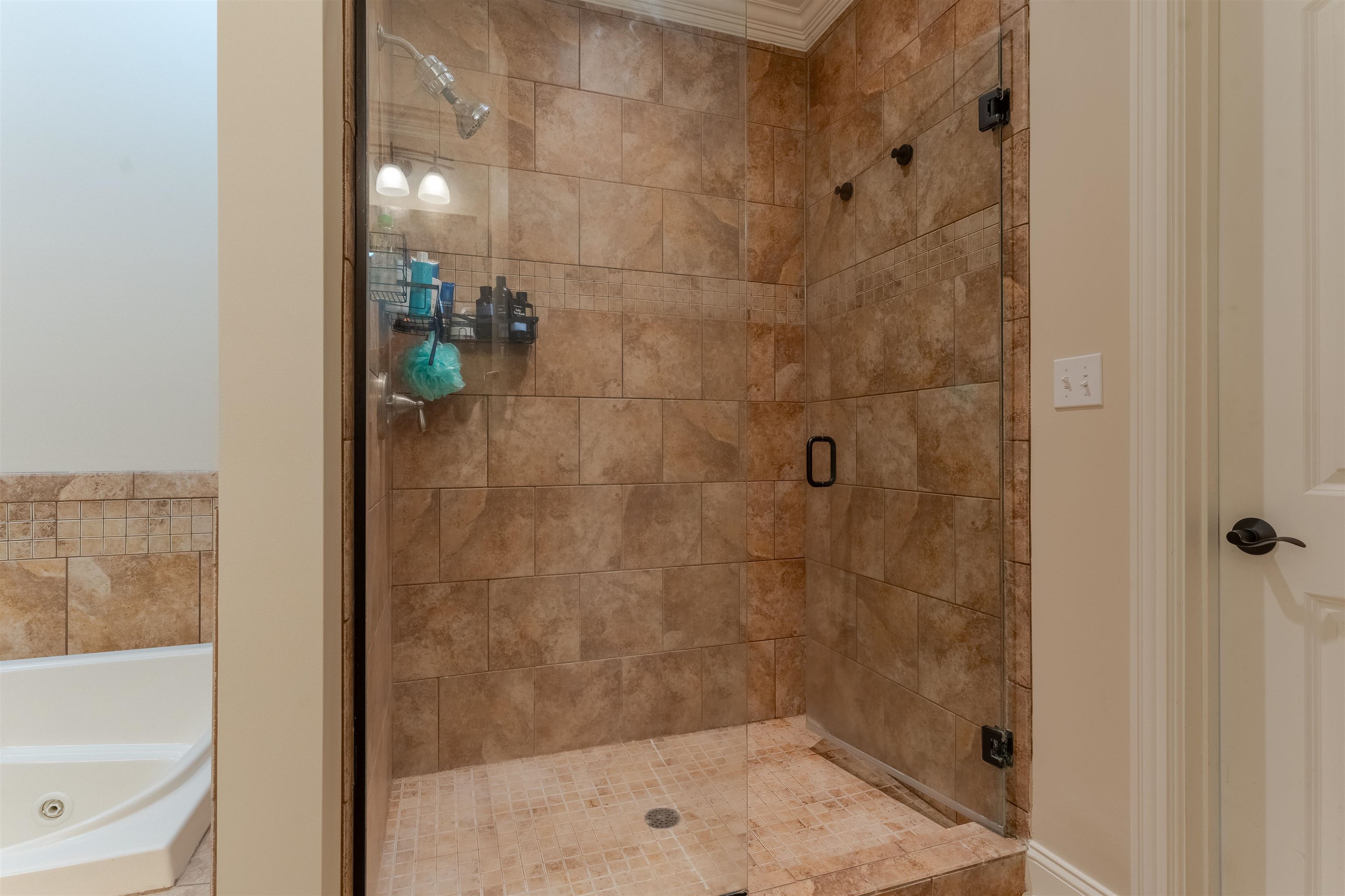 3124 Forest Edge Cove, Owensboro, Kentucky 42303, 5 Bedrooms Bedrooms, ,3 BathroomsBathrooms,Single Family Residence,For Sale,Forest Edge Cove,93762