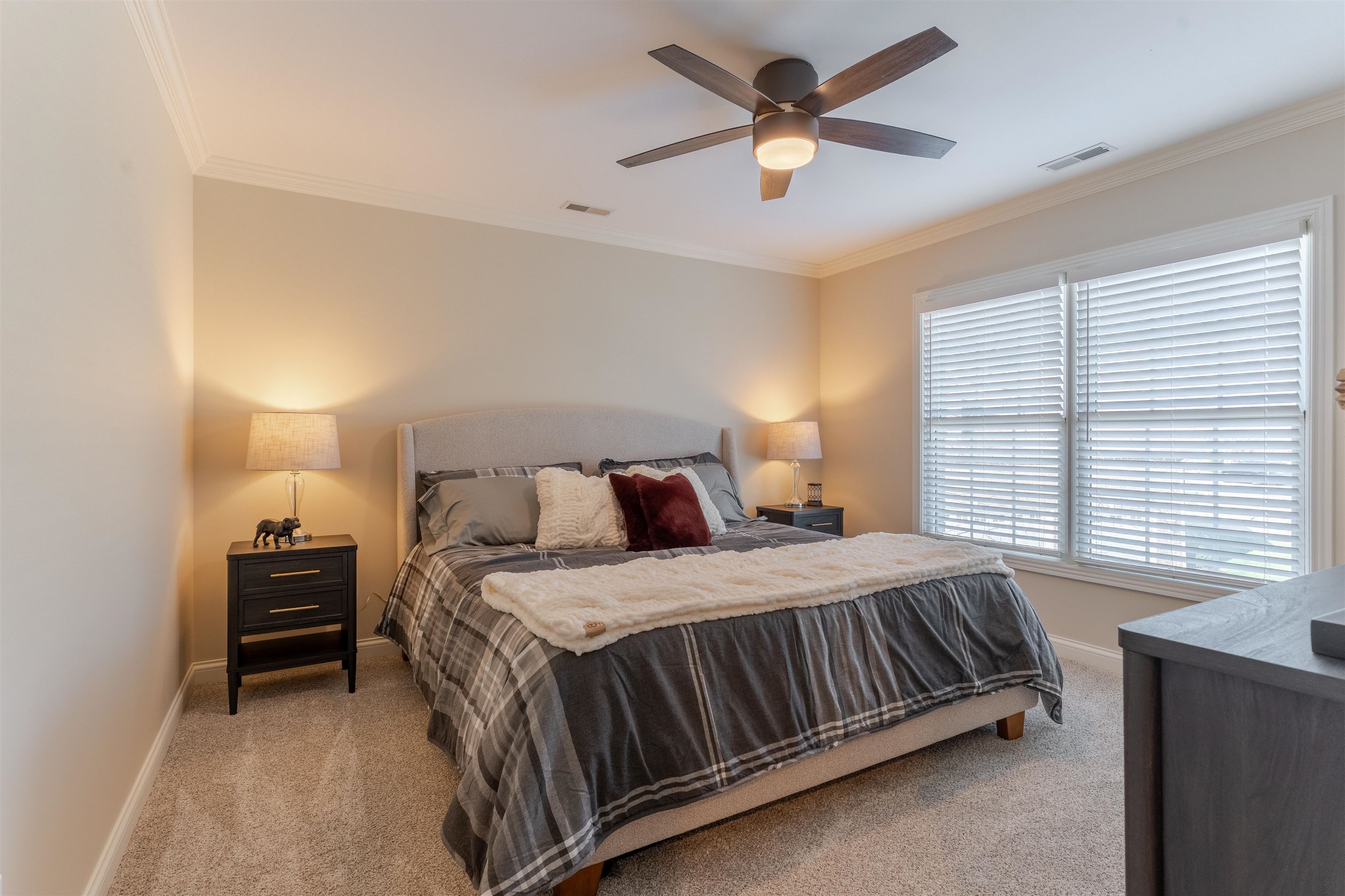 3124 Forest Edge Cove, Owensboro, Kentucky 42303, 5 Bedrooms Bedrooms, ,3 BathroomsBathrooms,Single Family Residence,For Sale,Forest Edge Cove,93762