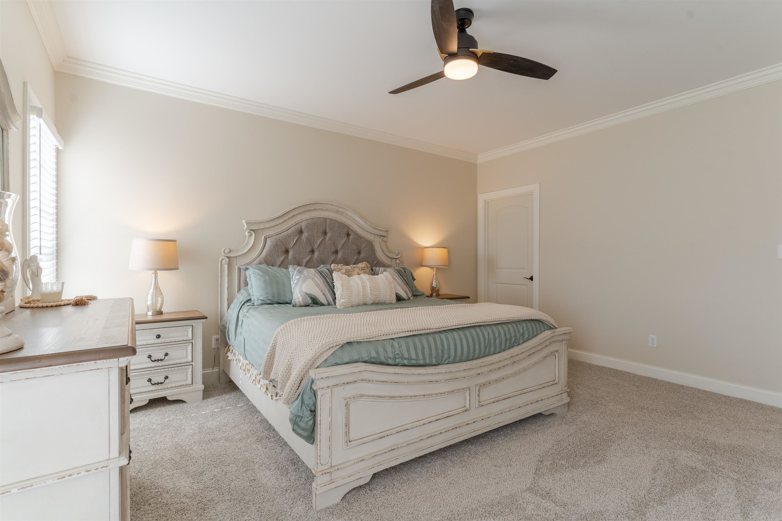 3124 Forest Edge Cove, Owensboro, Kentucky 42303, 5 Bedrooms Bedrooms, ,3 BathroomsBathrooms,Single Family Residence,For Sale,Forest Edge Cove,93762