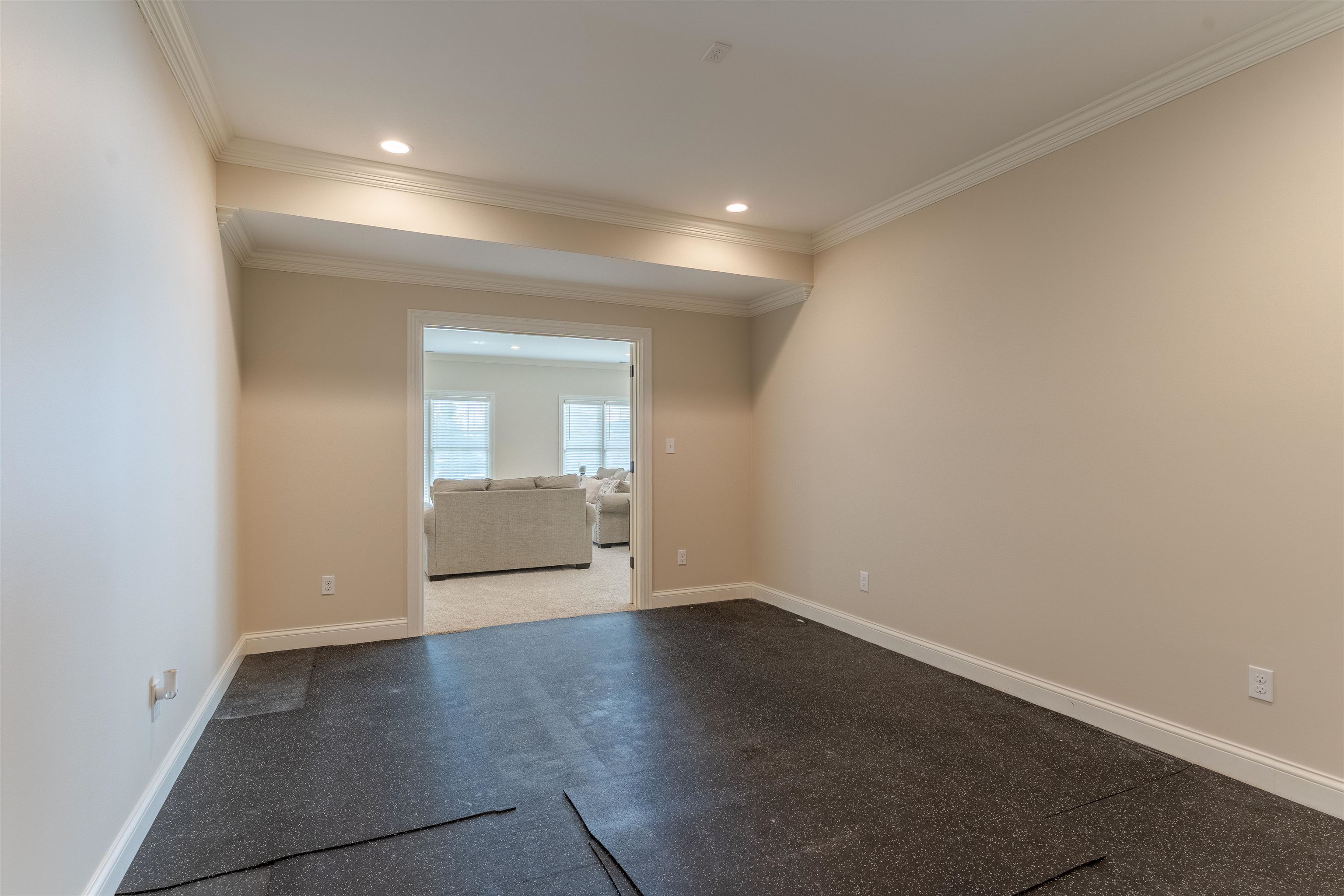 3124 Forest Edge Cove, Owensboro, Kentucky 42303, 5 Bedrooms Bedrooms, ,3 BathroomsBathrooms,Single Family Residence,For Sale,Forest Edge Cove,93762